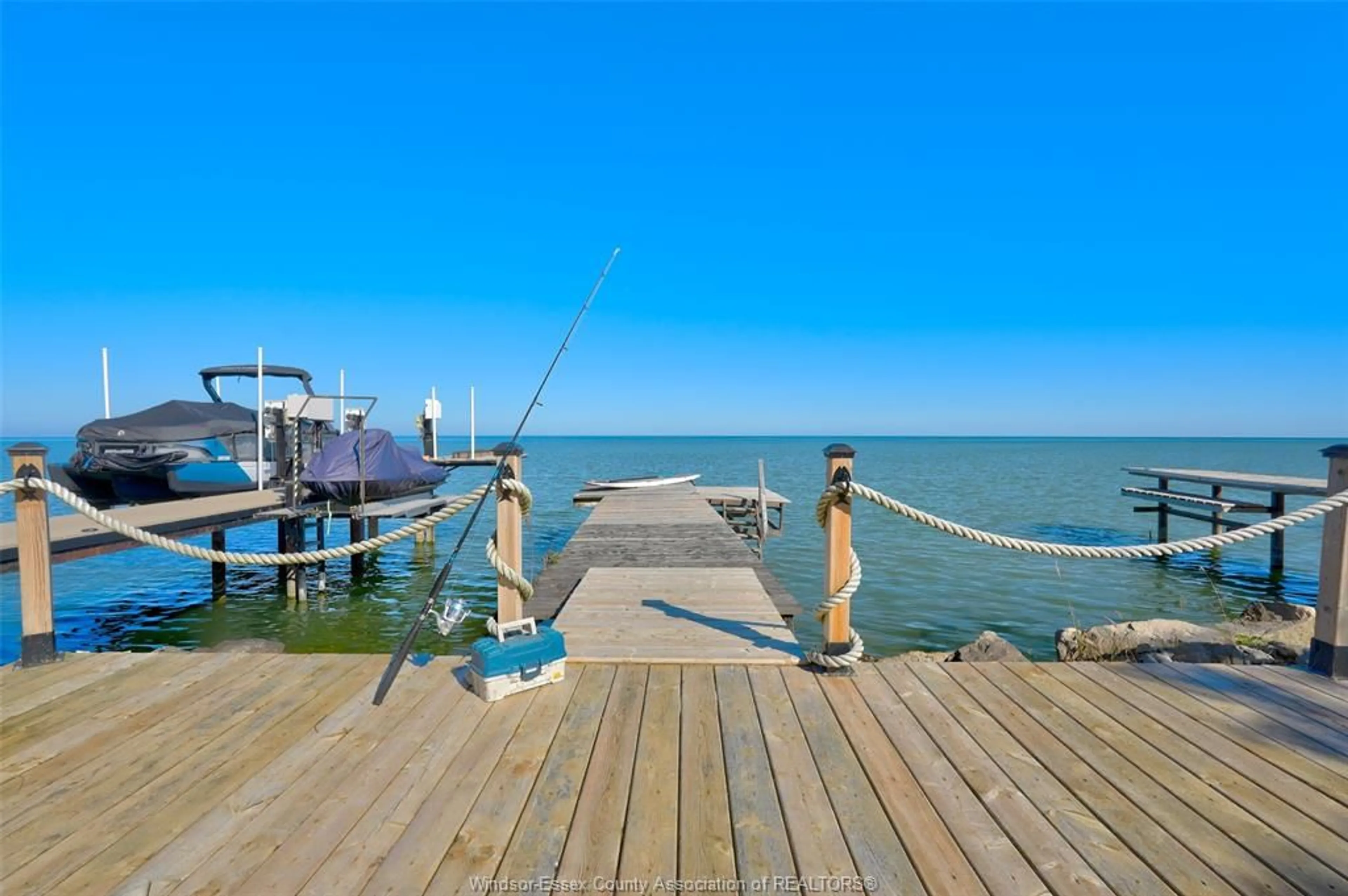 Unknown for 591 ROSS BEACH, Lakeshore Ontario N8L 1J6