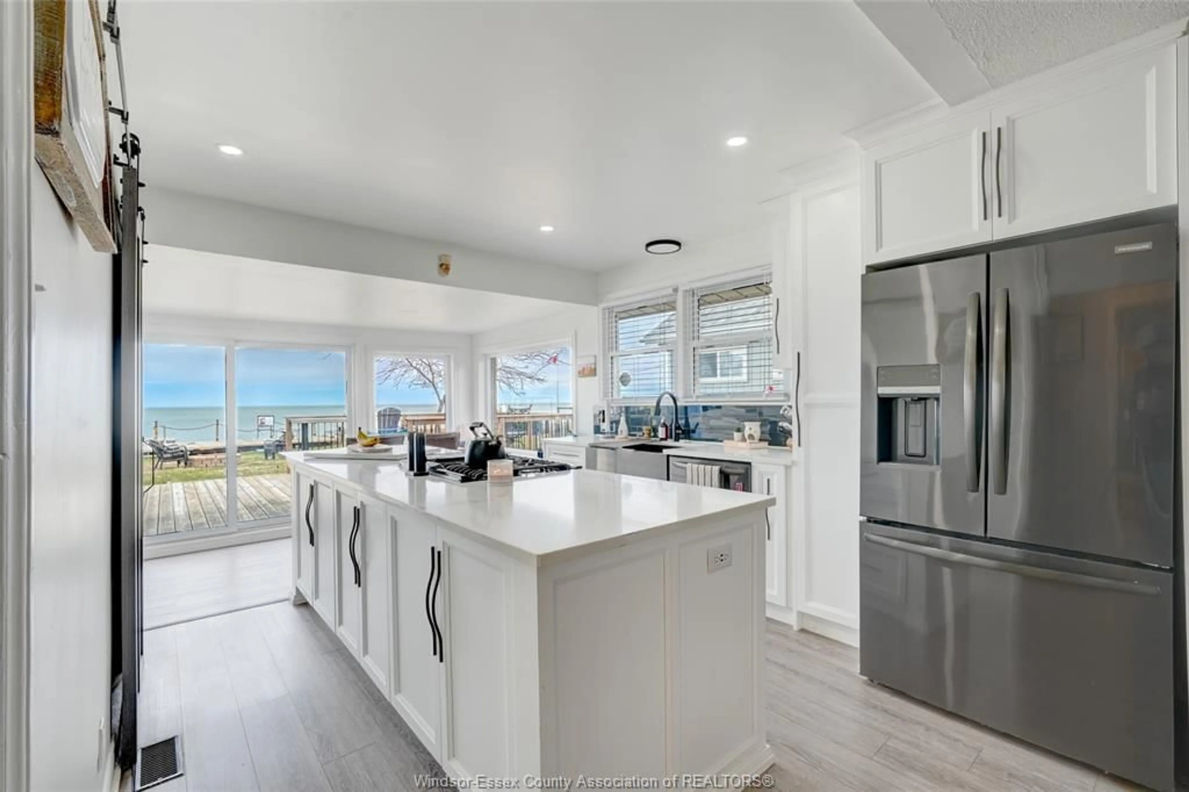 Open concept kitchen, ceramic/tile floor for 591 ROSS BEACH, Lakeshore Ontario N8L 1J6