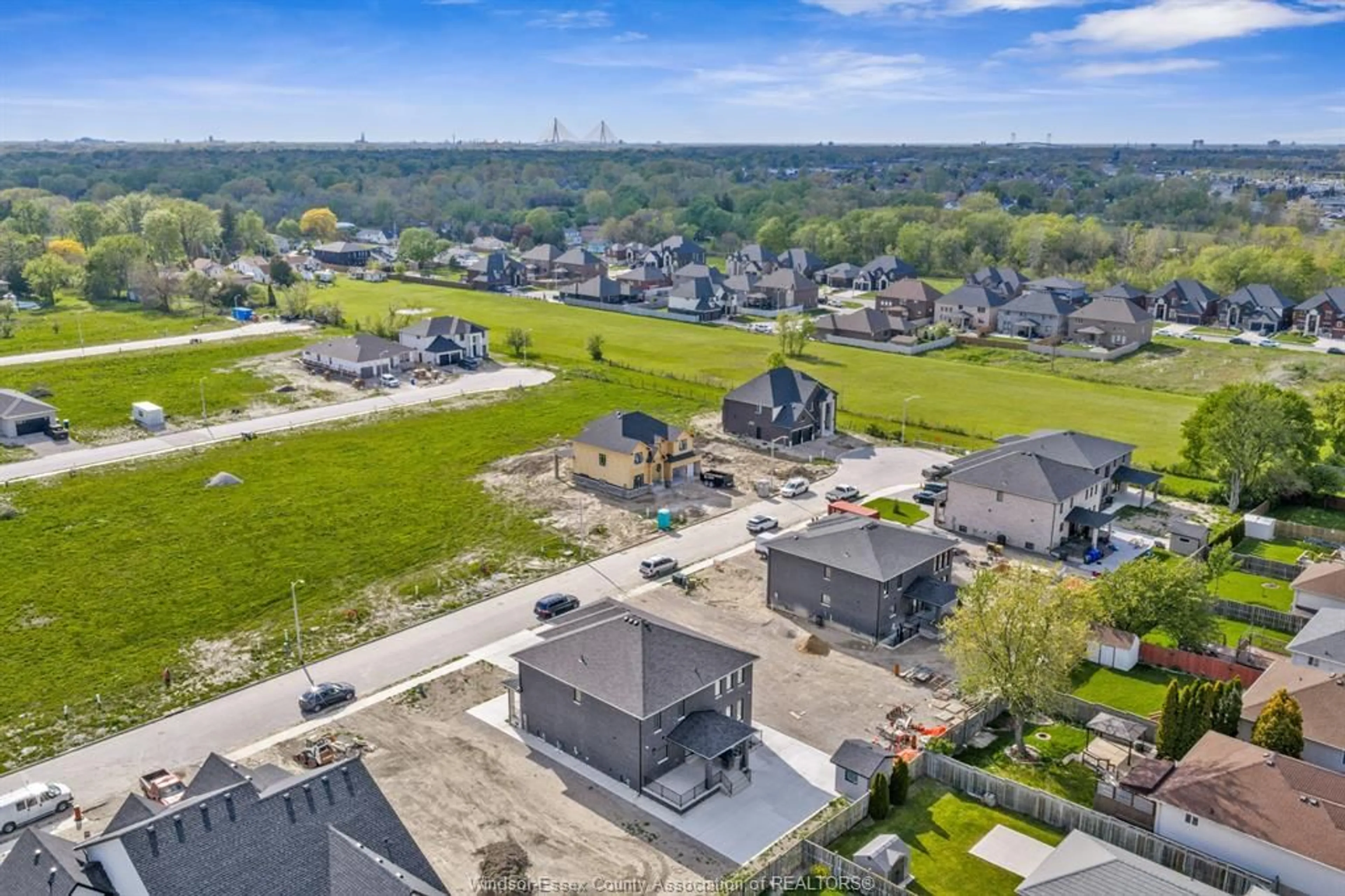 A pic from outside/outdoor area/front of a property/back of a property/a pic from drone, street for 3672 Sutton Ave, Windsor Ontario N9E 0B3