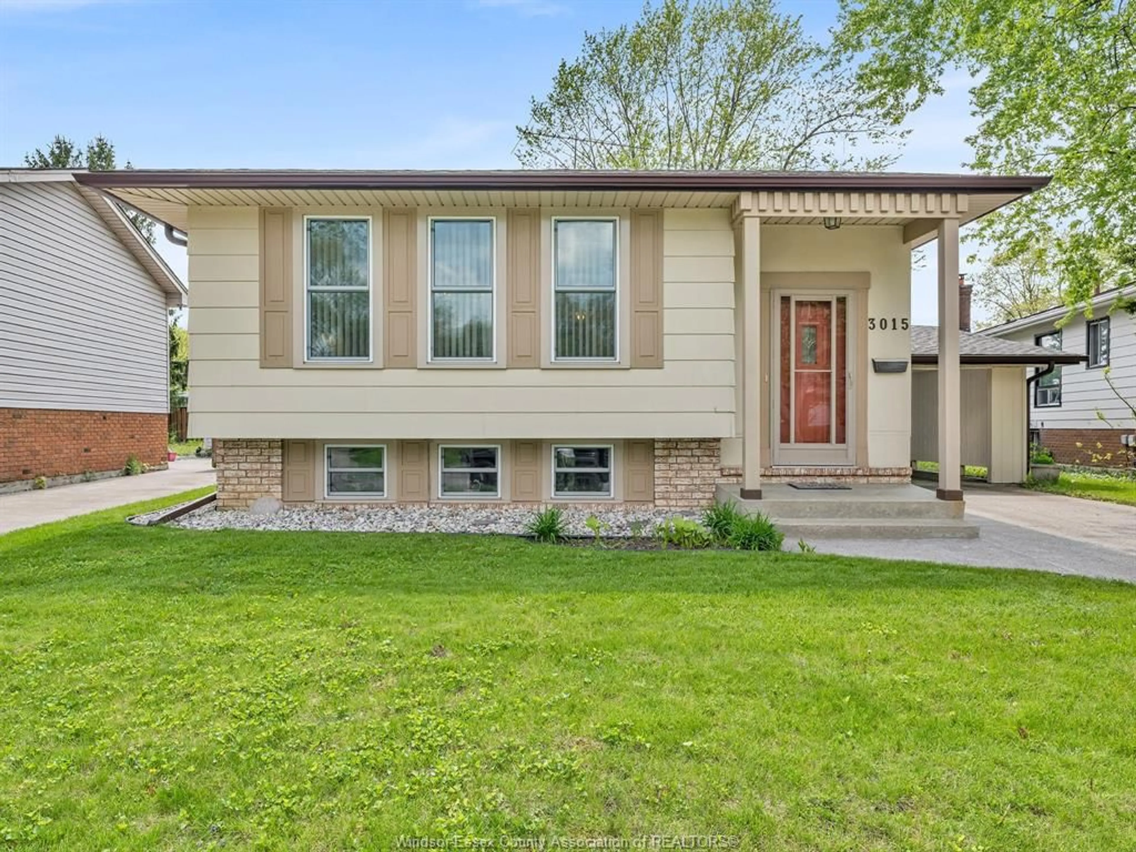 Home with brick exterior material, street for 3015 APPLE Lane, Windsor Ontario N8R 1K7