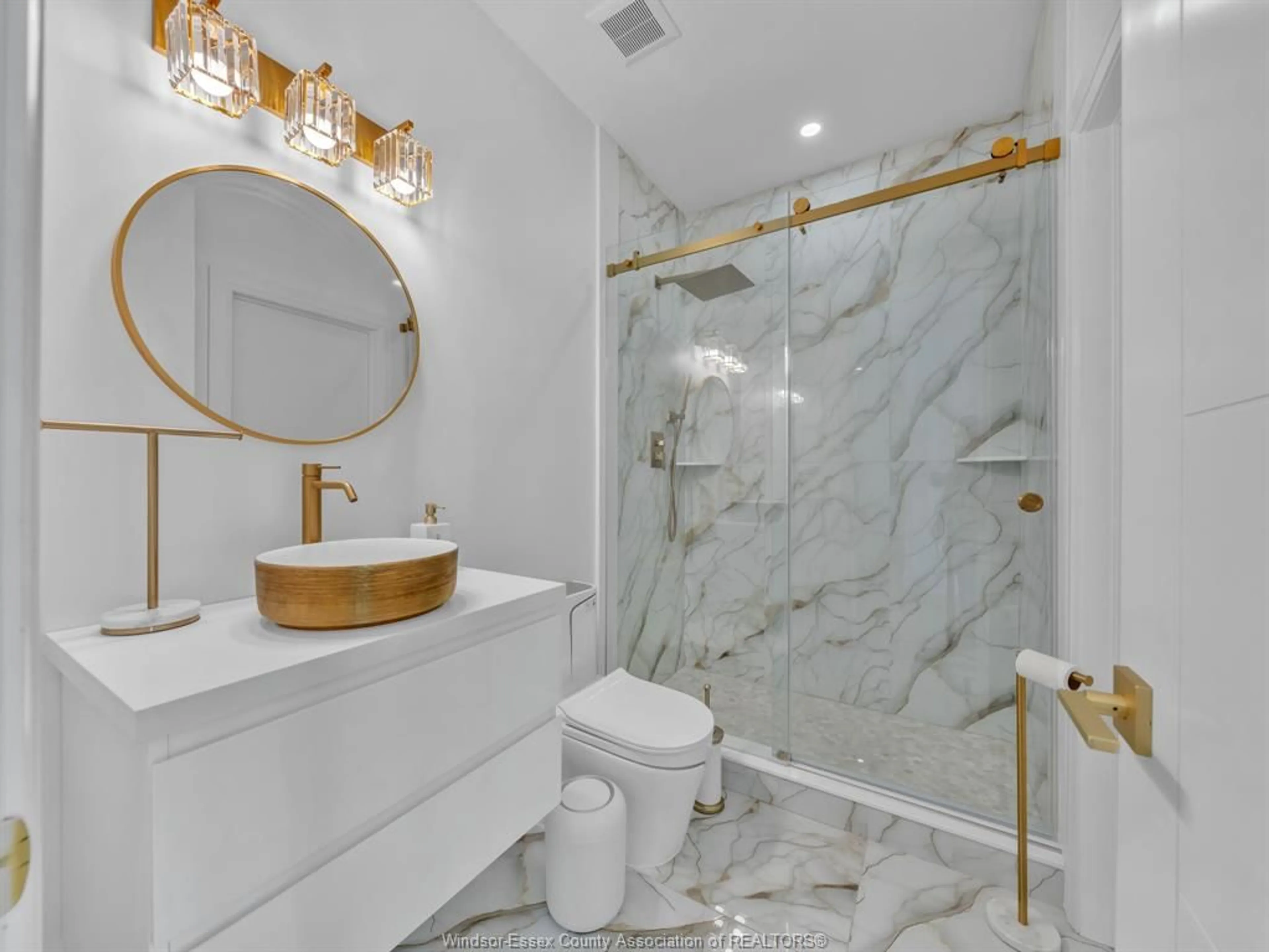 Contemporary bathroom, ceramic/tile floor for 3684 SUTTON Ave, Windsor Ontario N9E 0B3