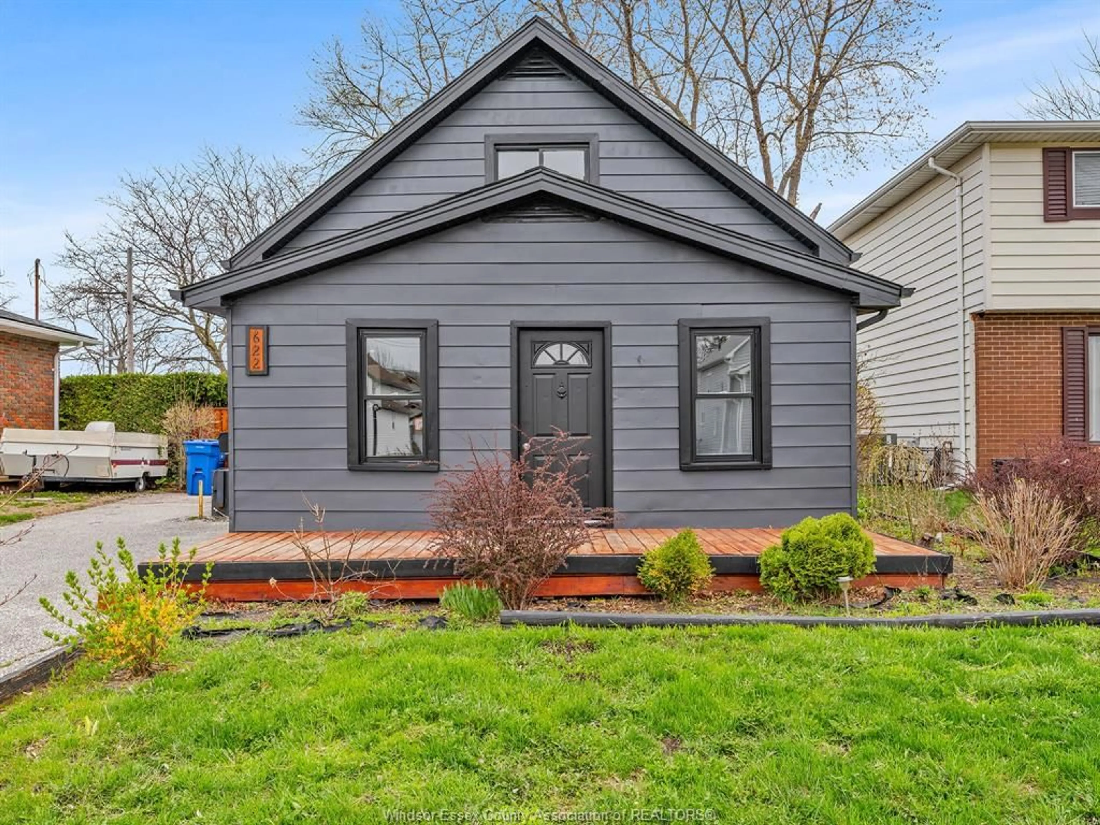 Home with vinyl exterior material, street for 622 LABUTE St, Tecumseh Ontario N8N 2B3