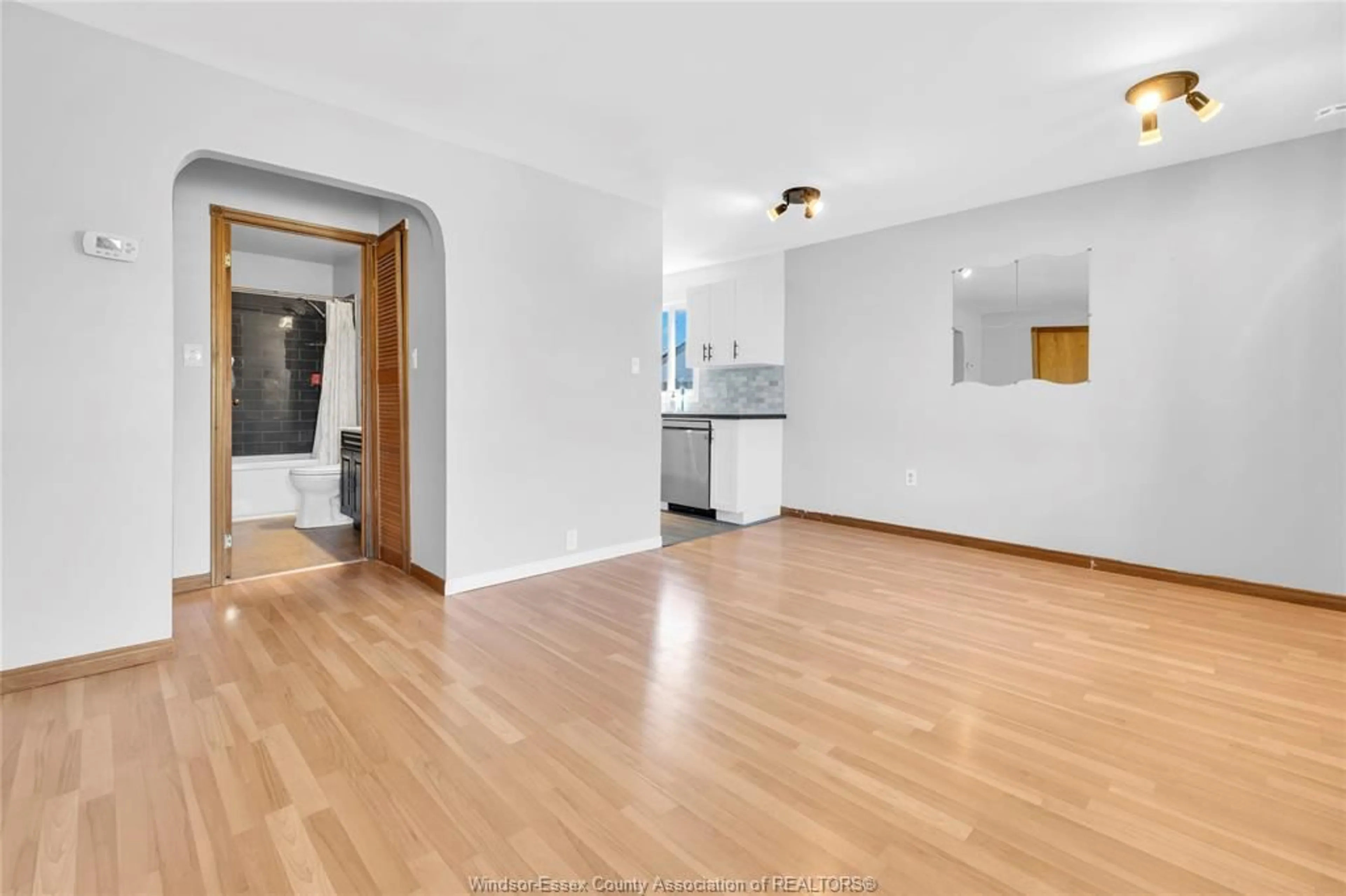 A pic of a room for 1752 BENJAMIN, Windsor Ontario N8X 4N6