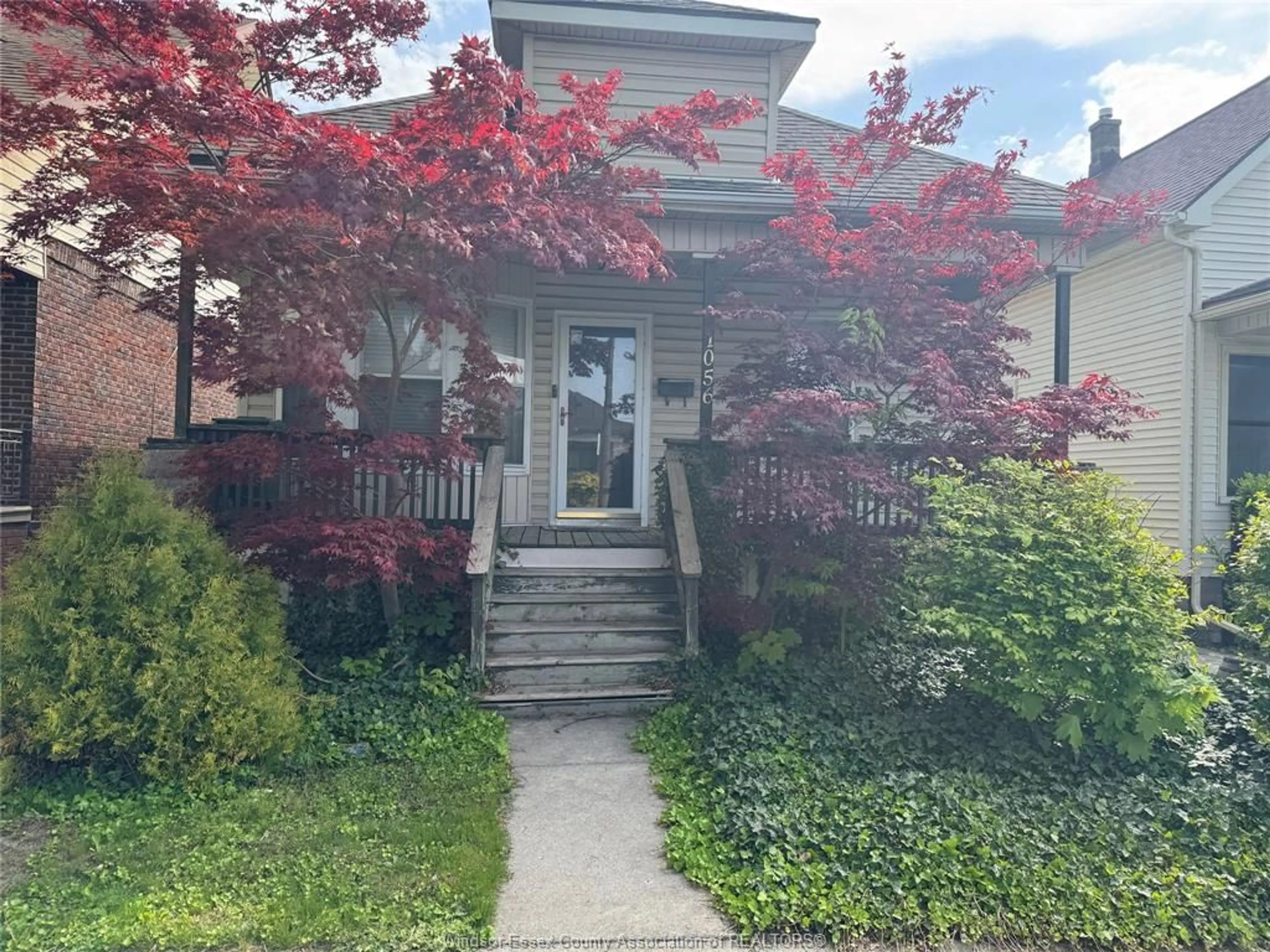 Unknown for 1056 GLADSTONE, Windsor Ontario N9A 2R8