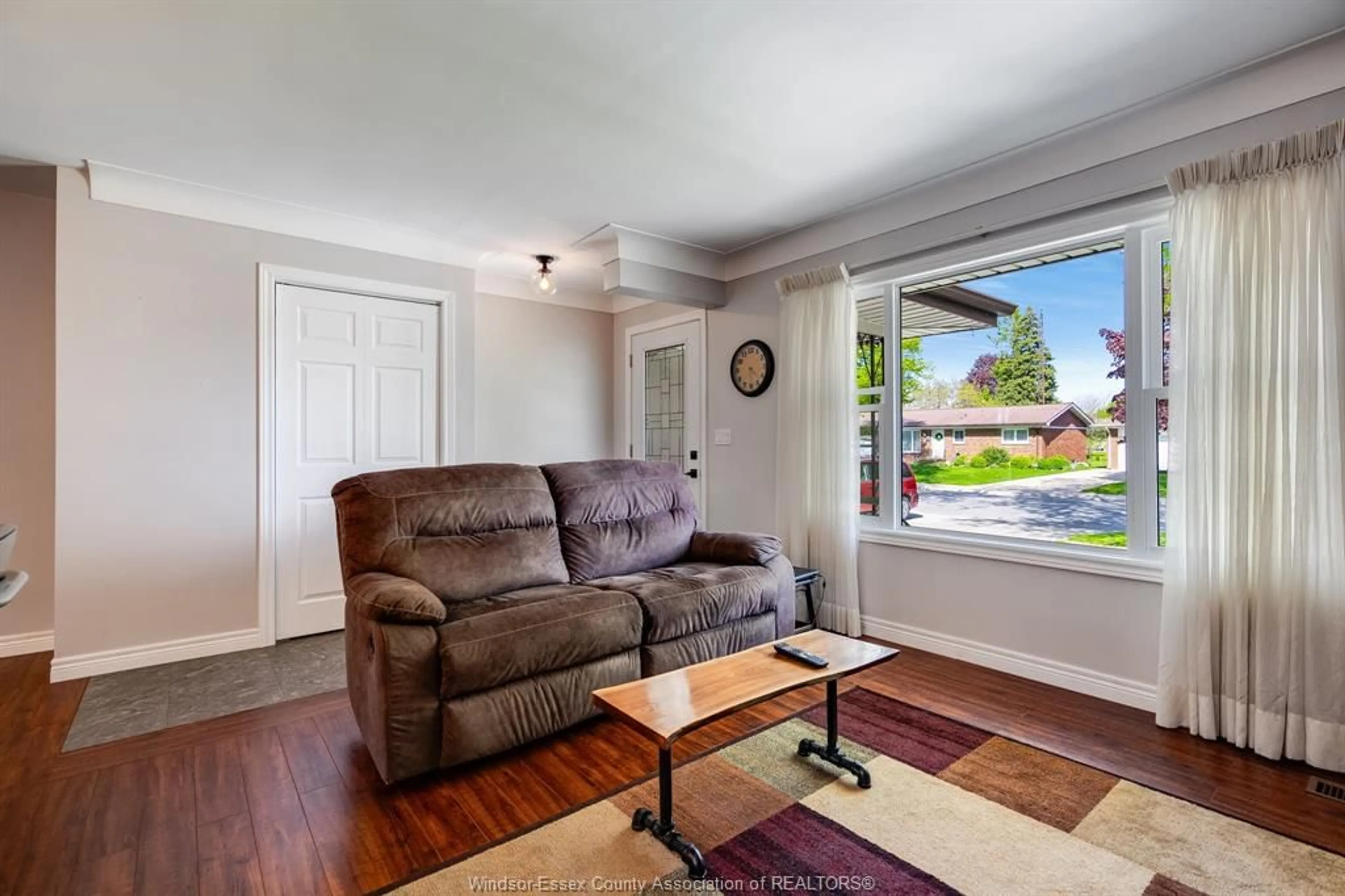 Living room with furniture, unknown for 11 Lutsch St, Leamington Ontario N8H 4K3