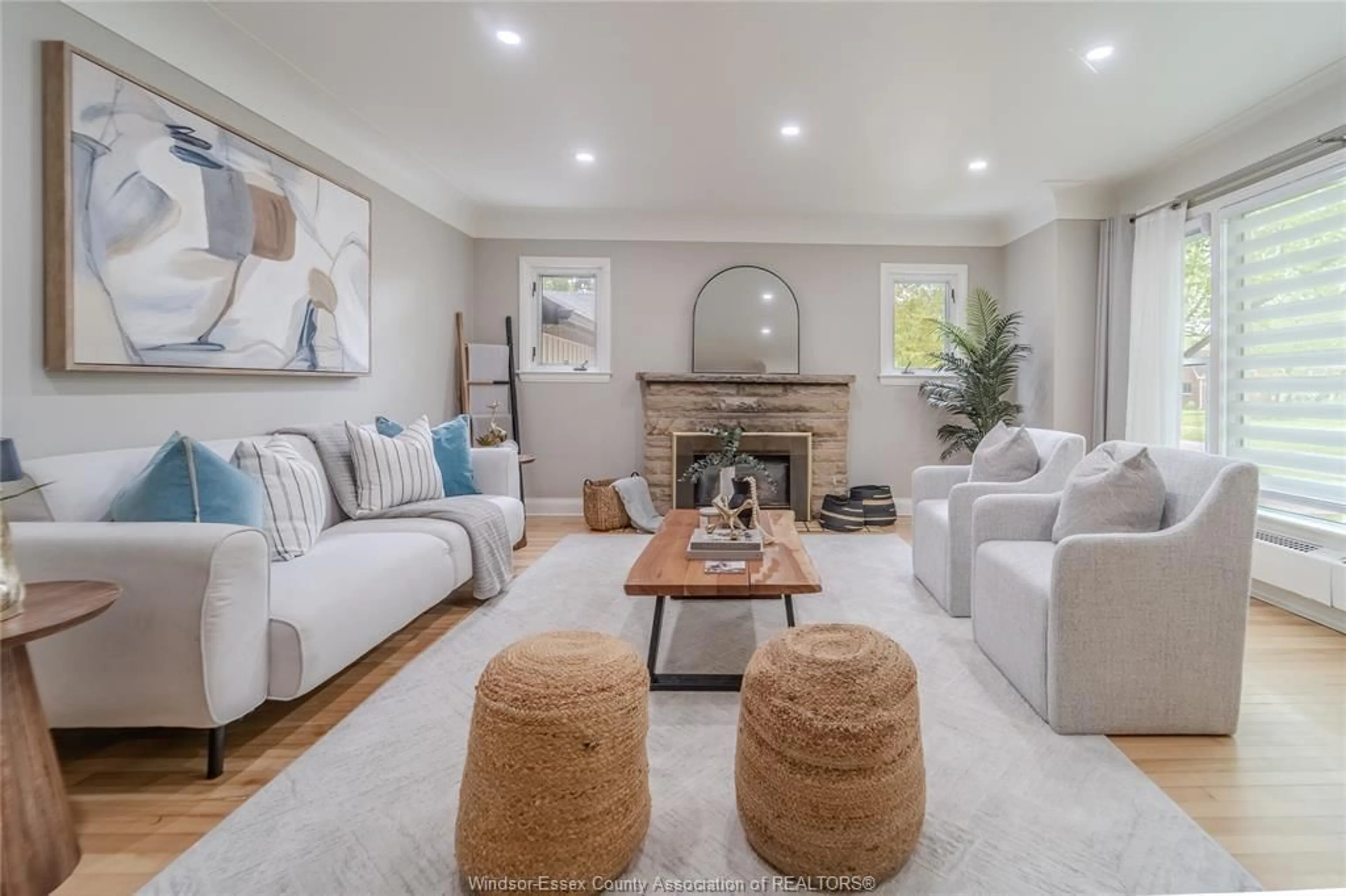 Living room with furniture, unknown for 2458 Buckingham Dr, Windsor Ontario N8T 2B5