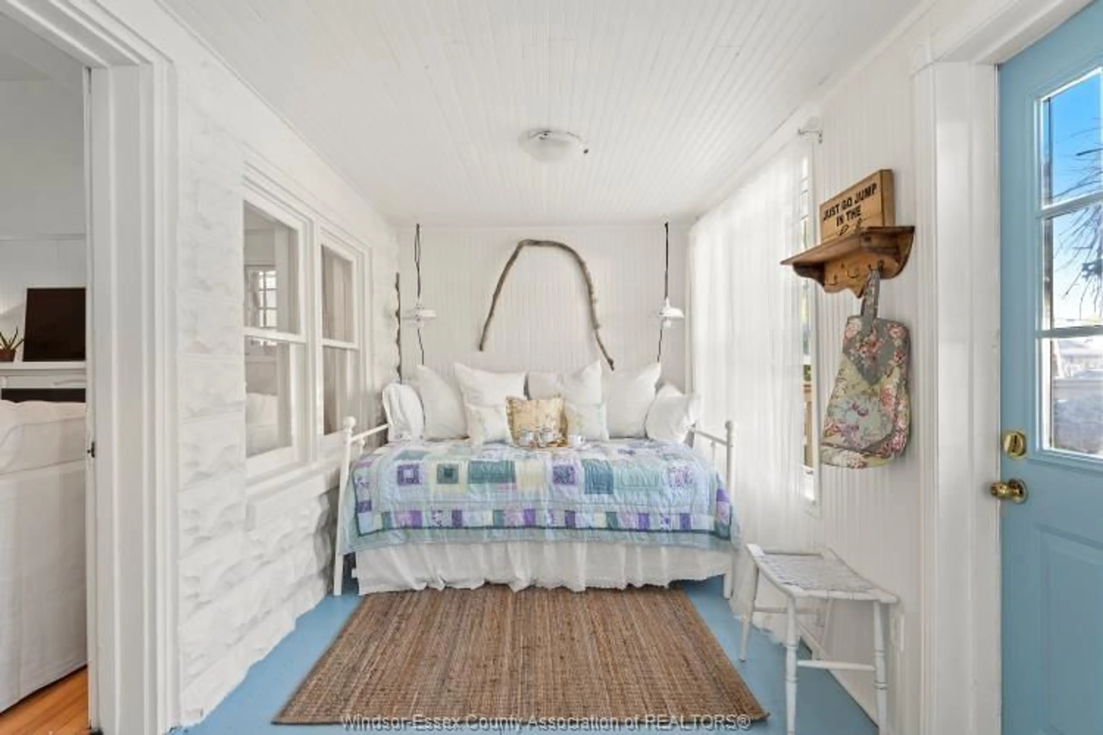 Bedroom with bed, unknown for 571 4TH Blvd, Kingsville Ontario N9Y 3W3