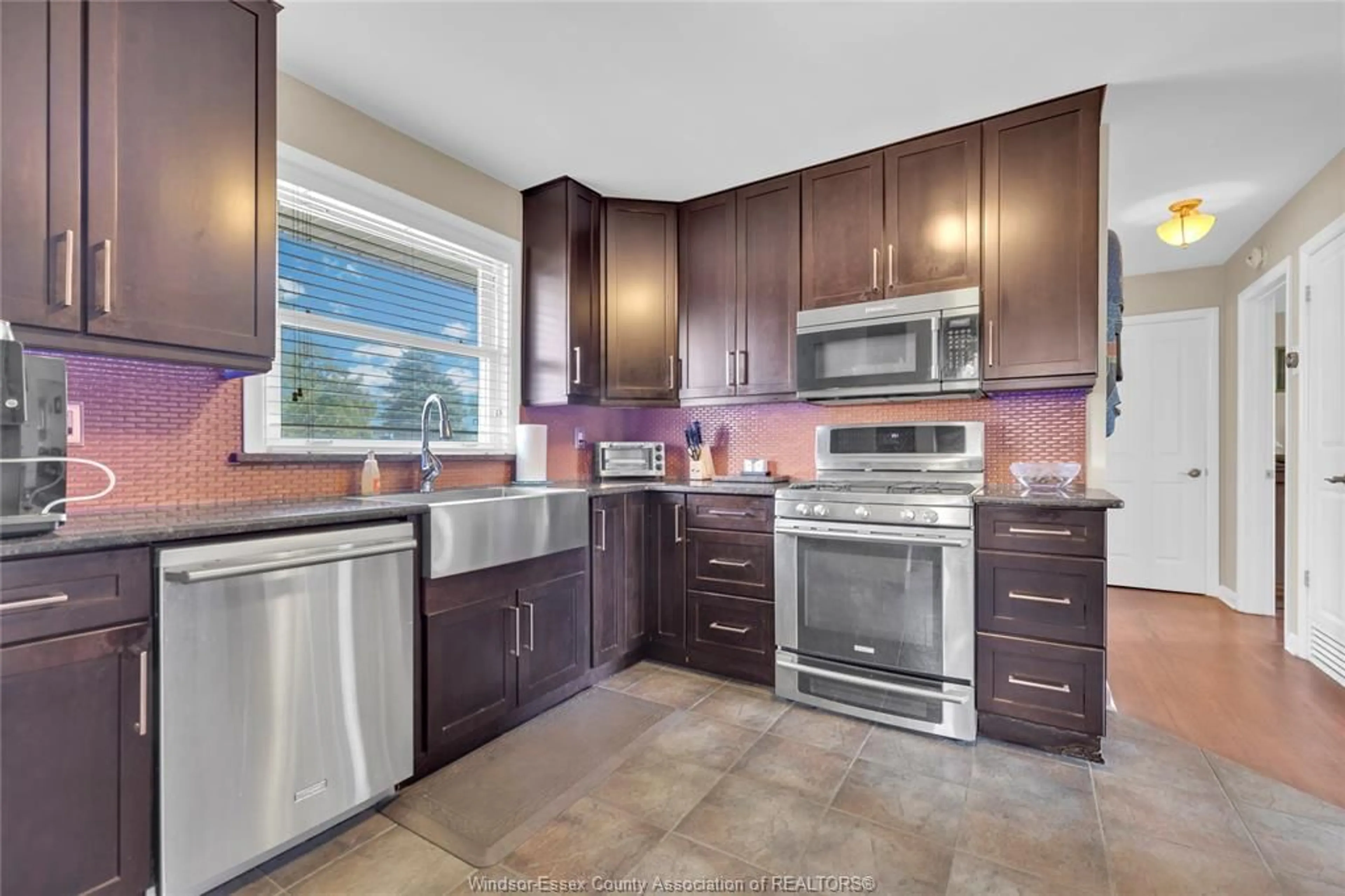Standard kitchen, ceramic/tile floor for 2456 RANDOLPH, Windsor Ontario N9E 3C7