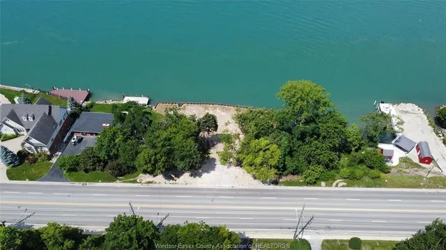560 FRONT Rd, Amherstburg 2