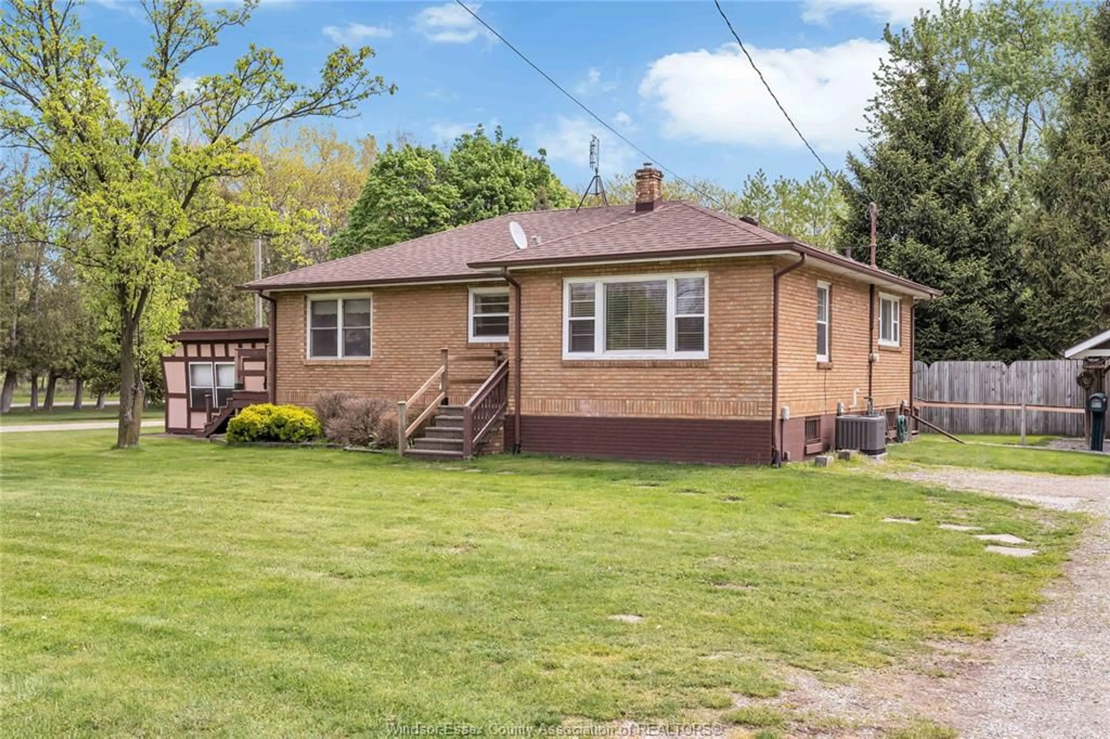 Unknown for 5505 MALDEN Rd, Windsor Ontario N9E 3W1