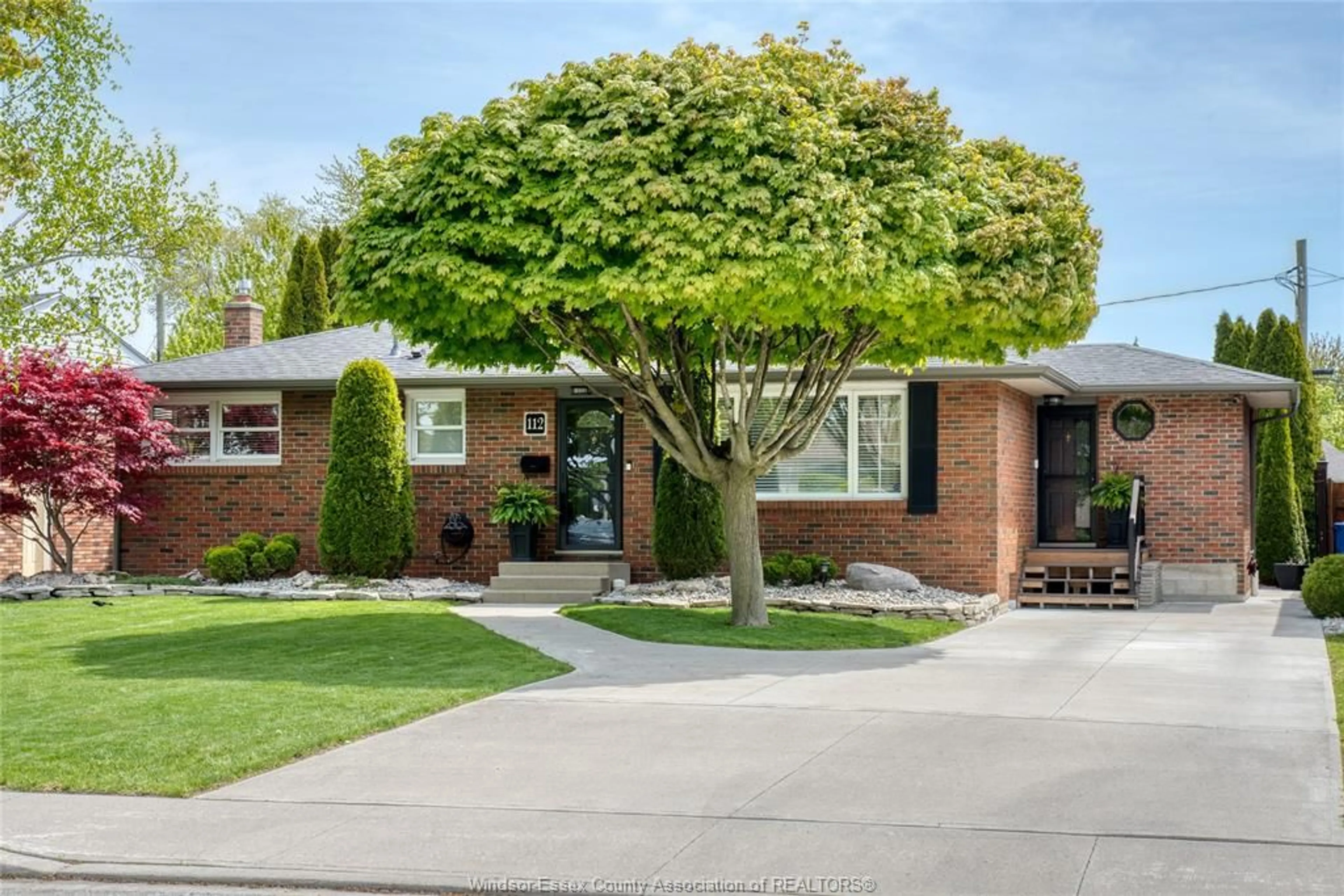 Home with brick exterior material, street for 112 DANFORTH Ave, Leamington Ontario N8H 2R2