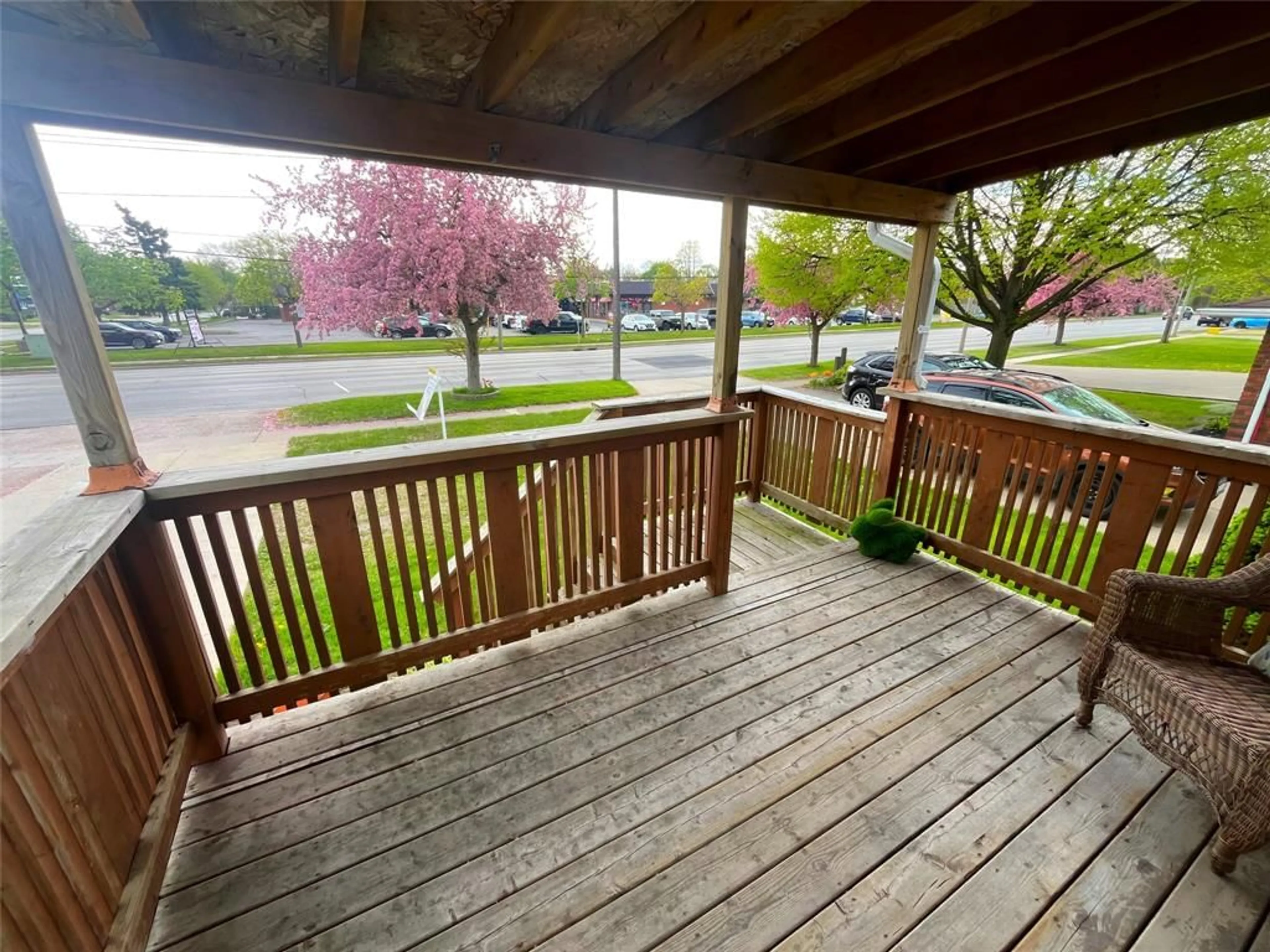 Patio, unknown for 993 Murphy Rd, Sarnia Ontario N7S 2Y3