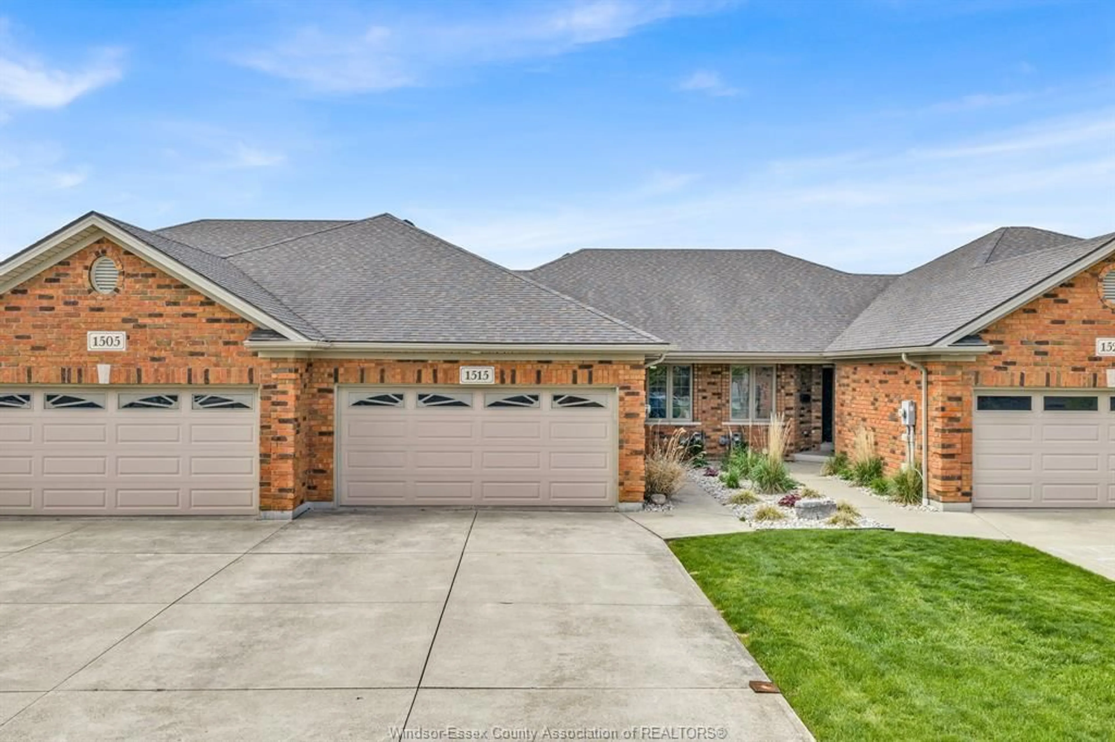 Home with brick exterior material, street for 1515 SKINNER St, LaSalle Ontario N9H 0A6