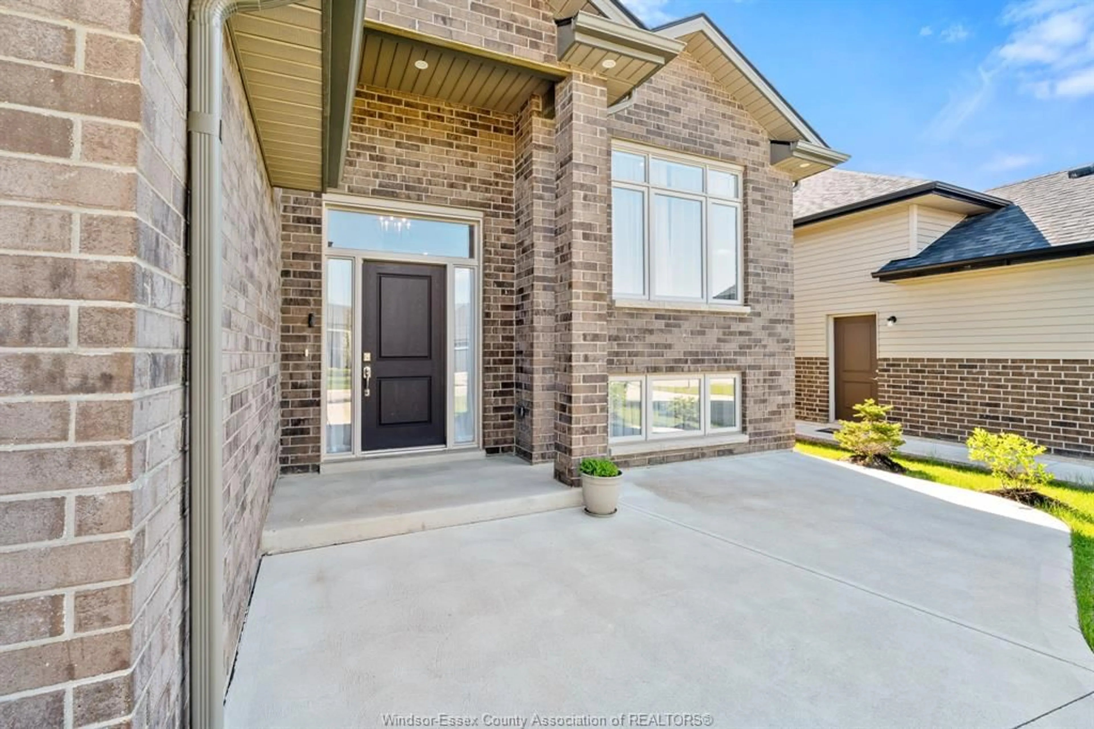 Home with brick exterior material, street for 208 CLARKE, Amherstburg Ontario N9V 0G6