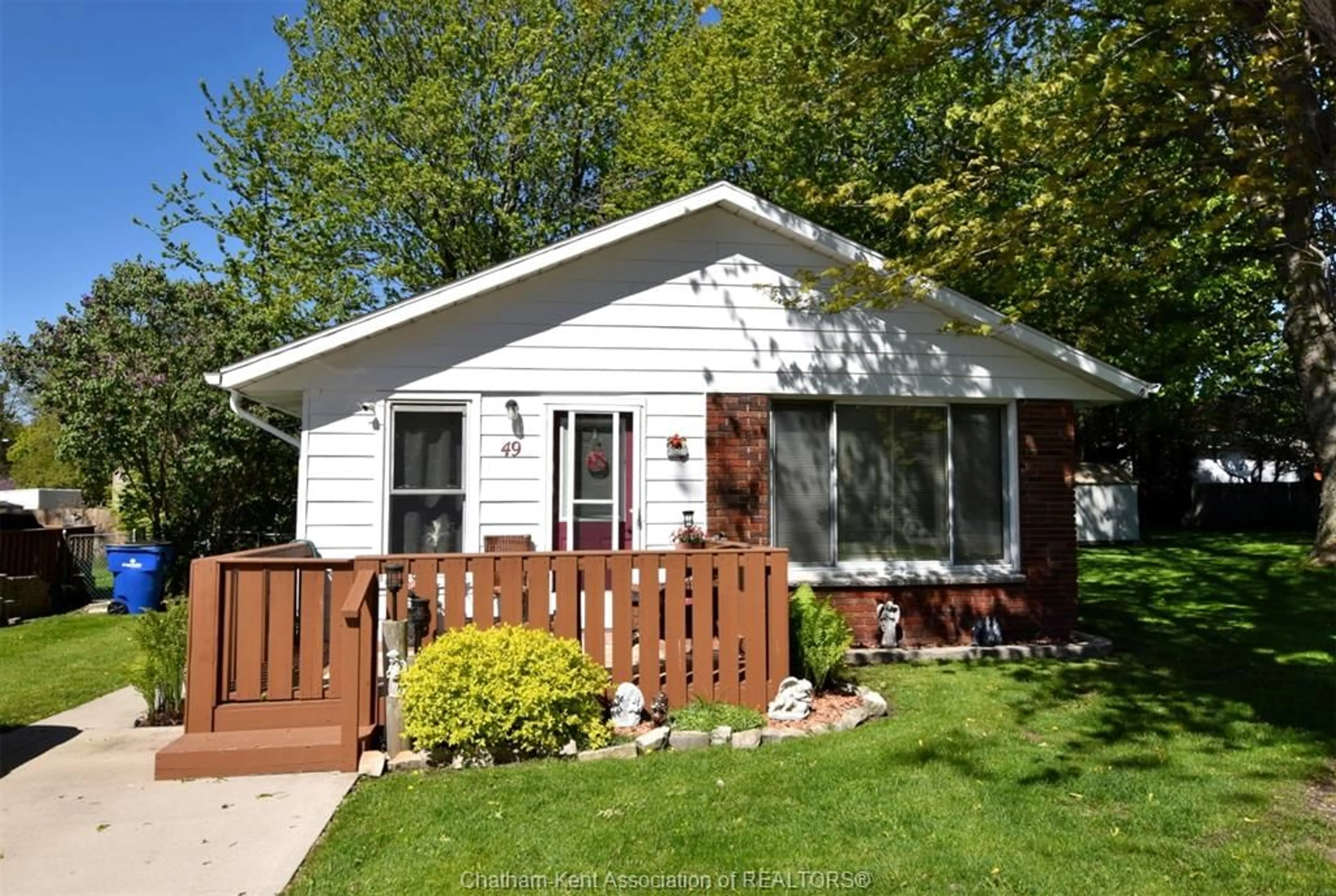 Home with vinyl exterior material, street for 49 William St, Blenheim Ontario N0P 1A0