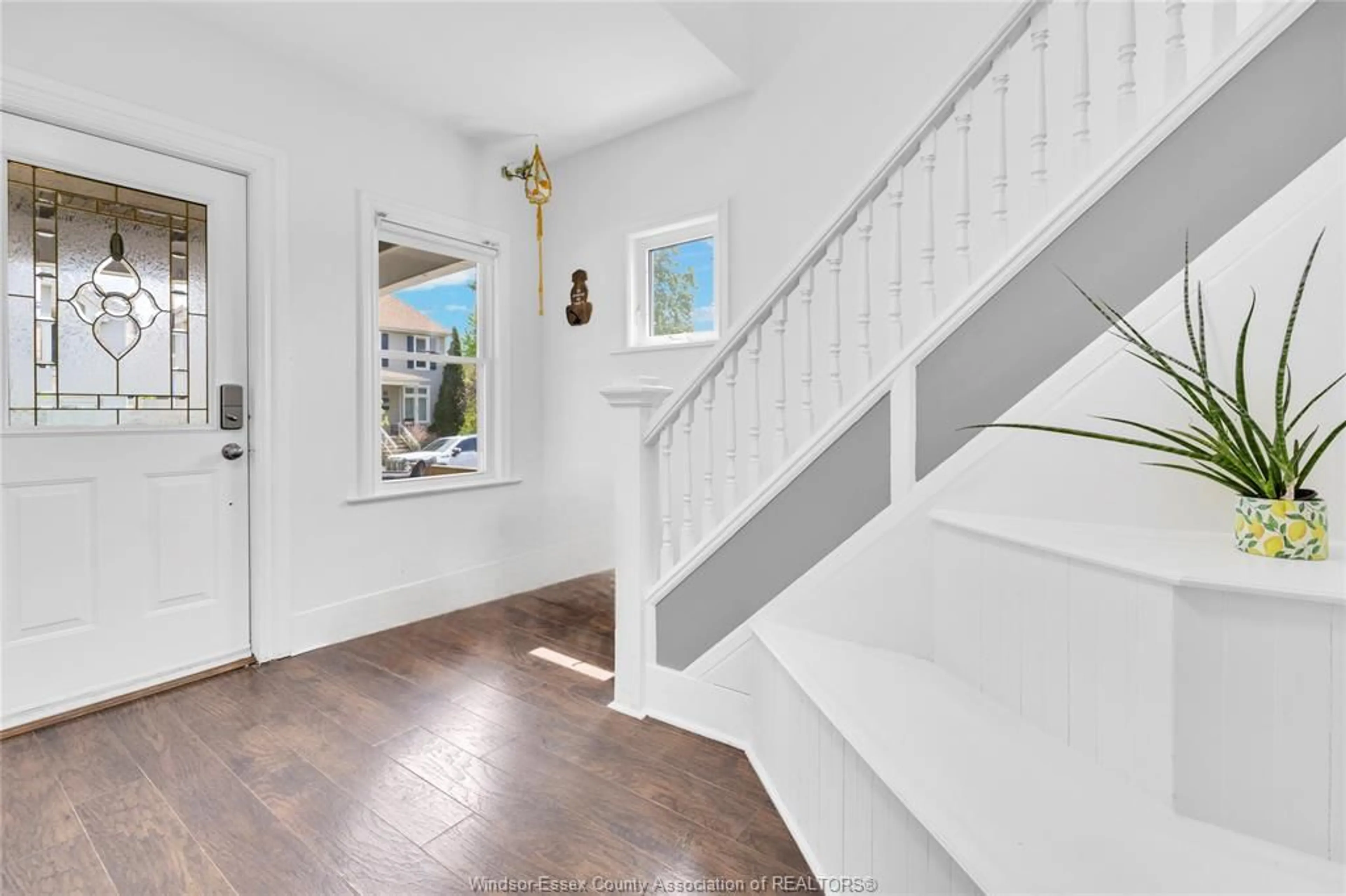 Unknown for 521 WINDERMERE, Windsor Ontario N8Y 3C9
