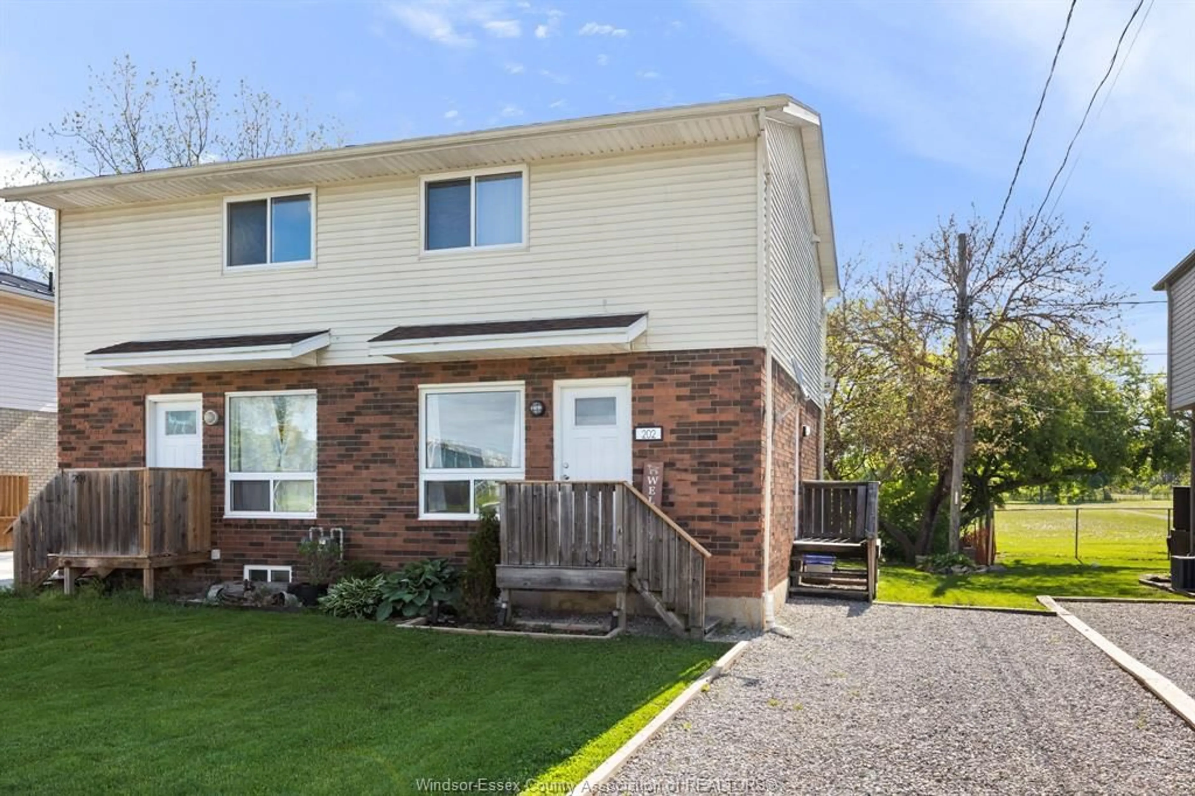 Unknown for 202 ARTHUR St, Harrow Ontario N0R 1G0