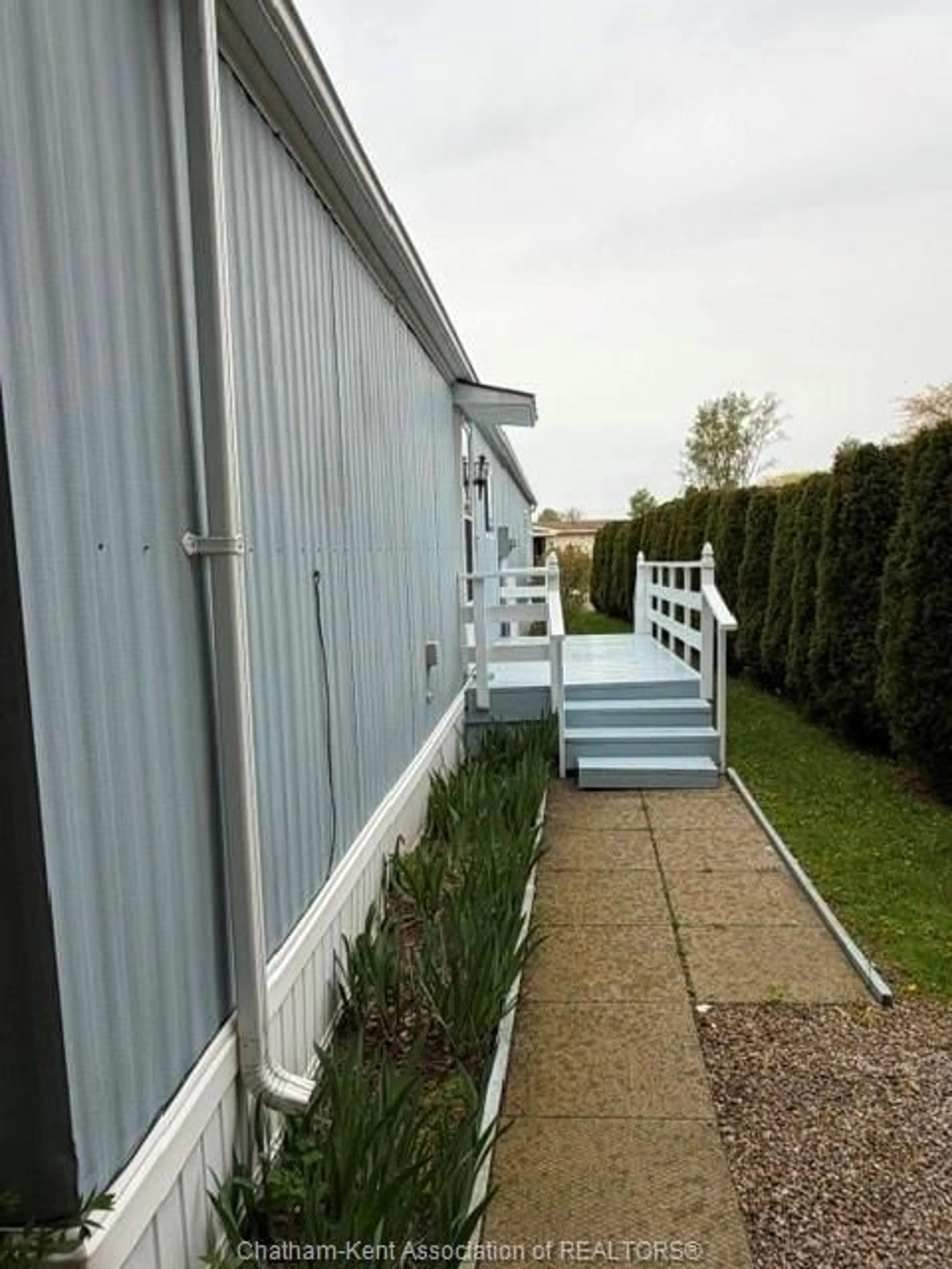 Unknown for 44 DUNKIRK Dr, Chatham Ontario N7L 5A5