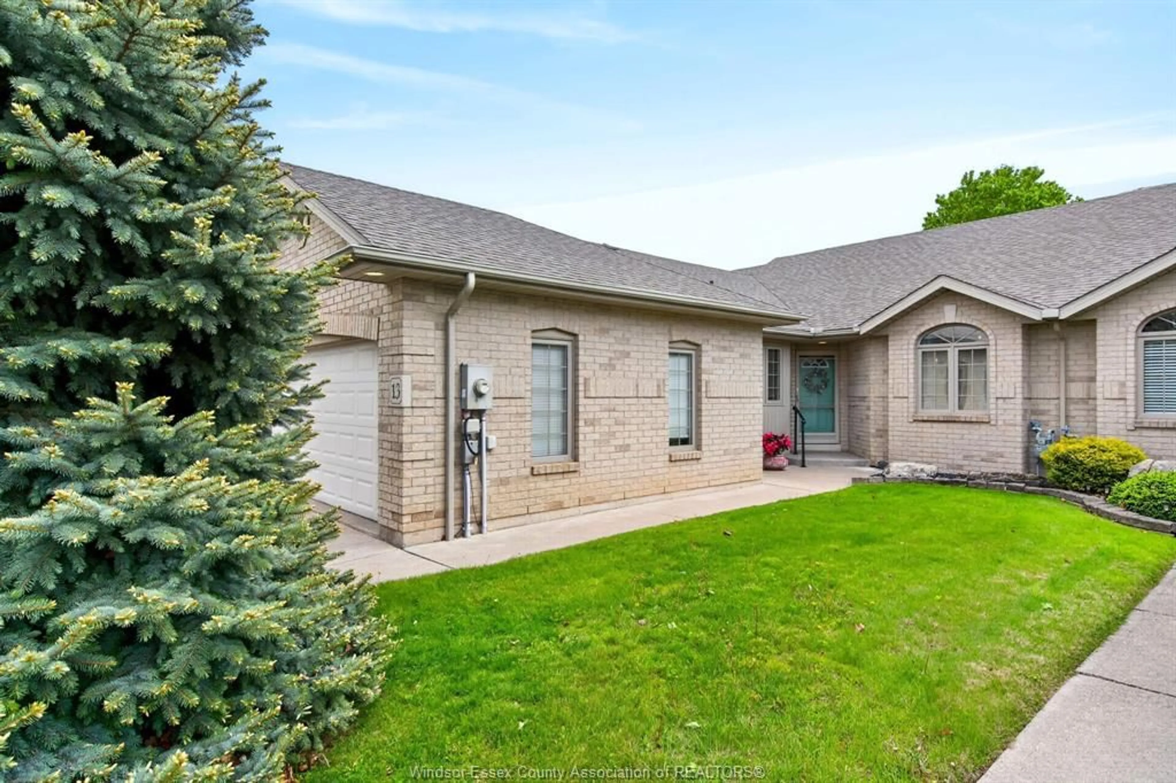 Home with brick exterior material, street for 13 Leonard Dr, Kingsville Ontario N9Y 4G4