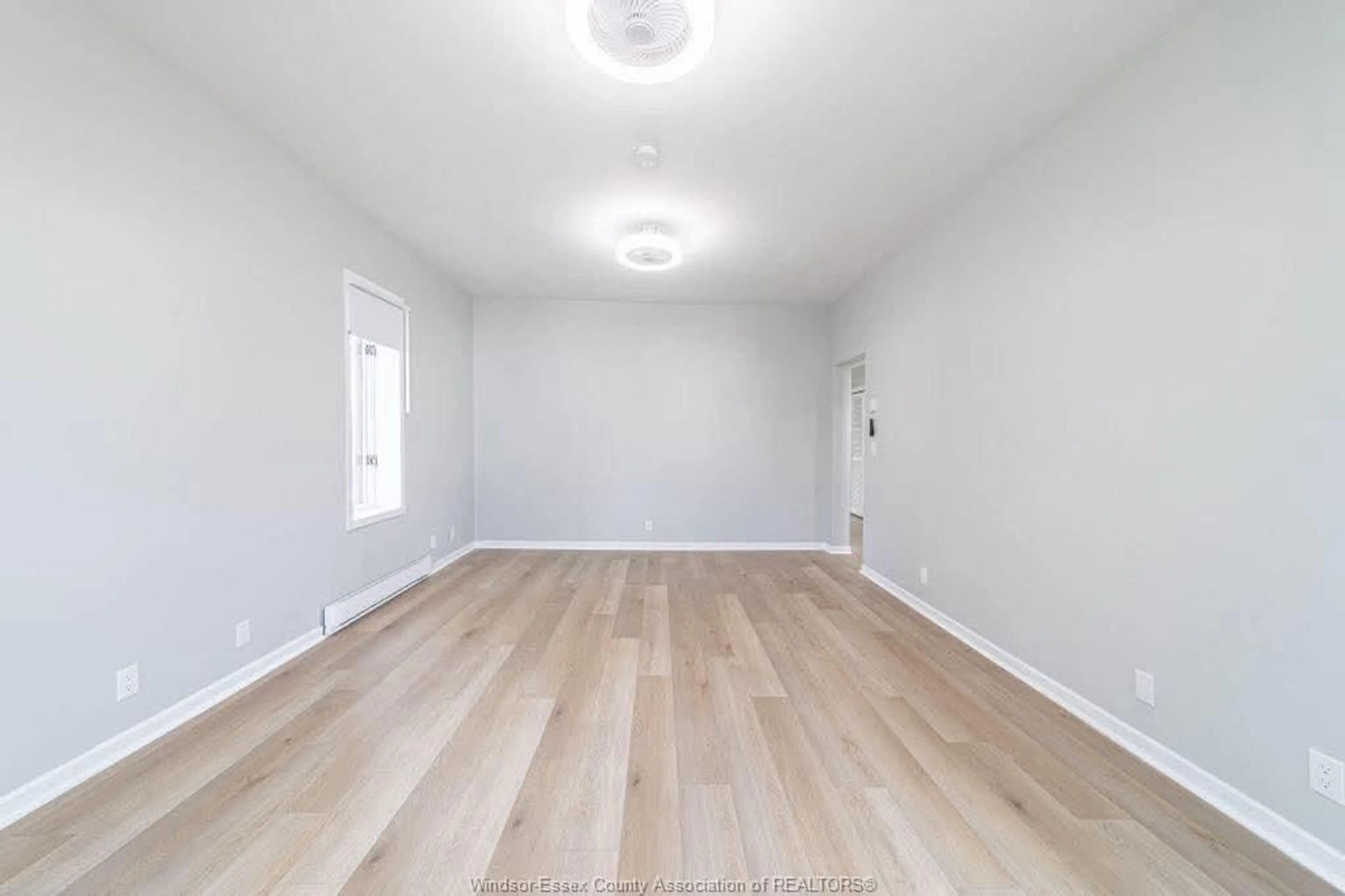 A pic of a room for 18 CLARK St, Leamington Ontario N8H 1E1