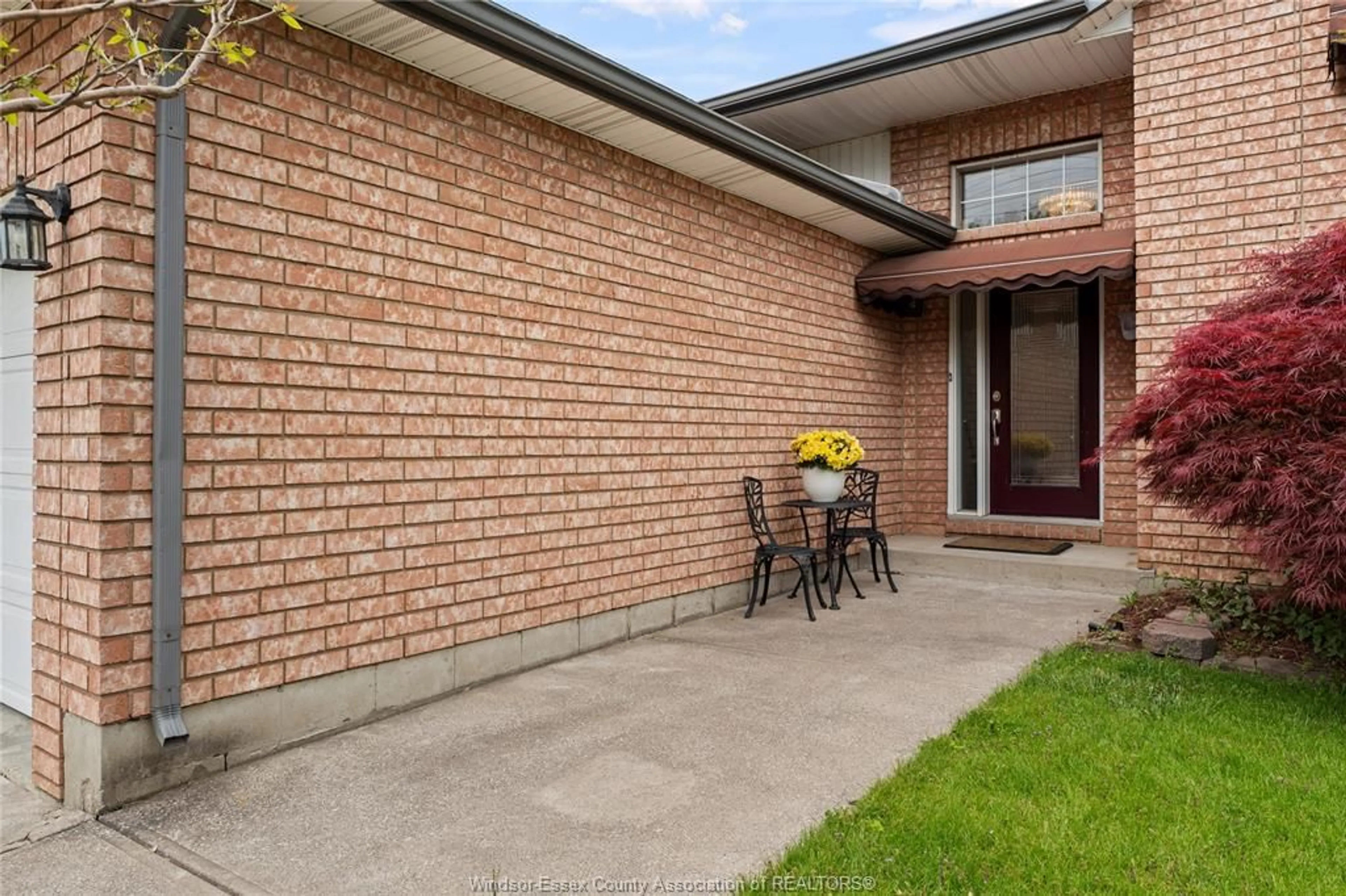 Home with brick exterior material, street for 1560 GRAND MARAIS Rd, Windsor Ontario N8W 1W2