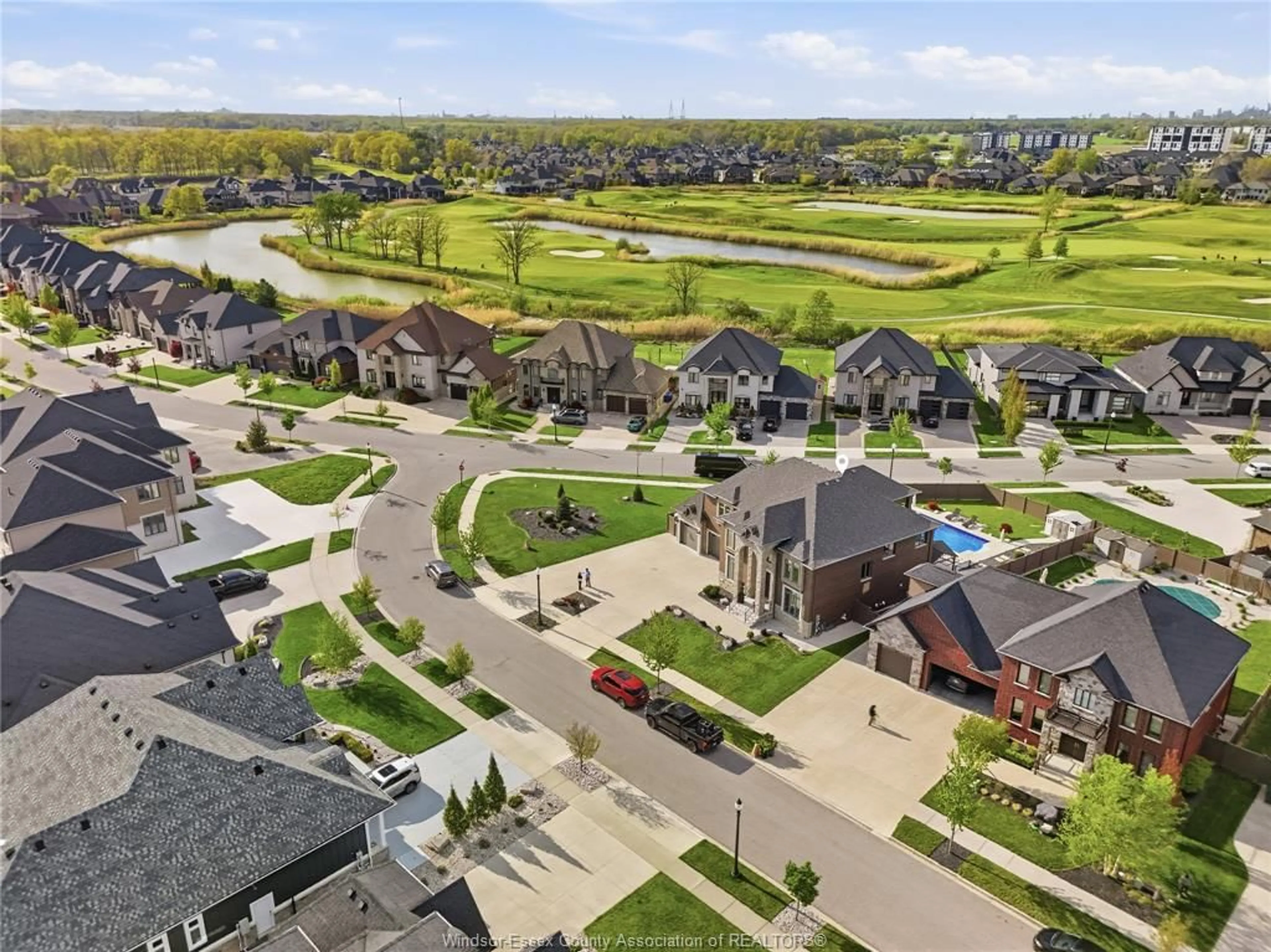 A pic from outside/outdoor area/front of a property/back of a property/a pic from drone, street for 30 AUGUSTUS, LaSalle Ontario N9H 0G6