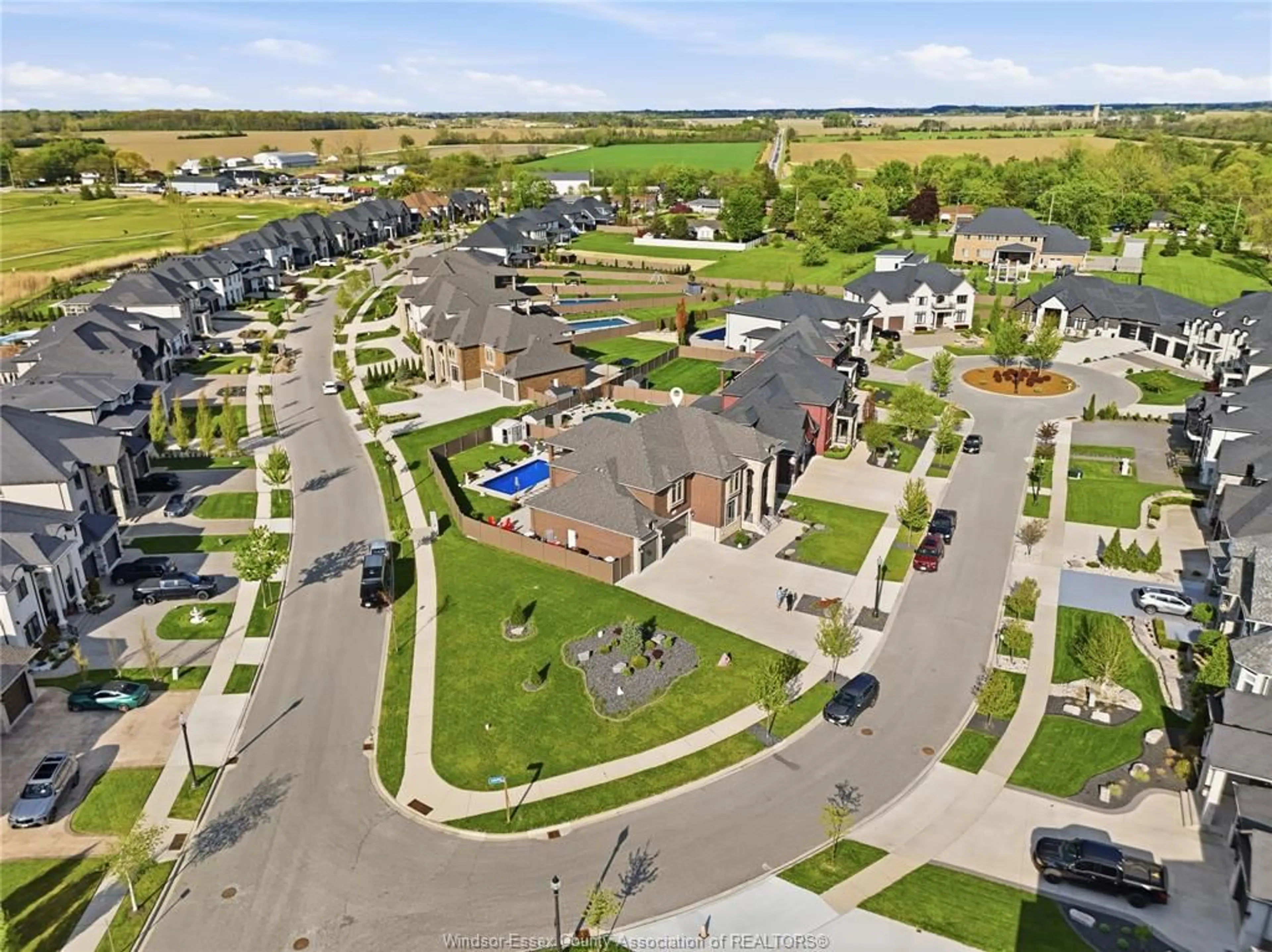 A pic from outside/outdoor area/front of a property/back of a property/a pic from drone, street for 30 AUGUSTUS, LaSalle Ontario N9H 0G6