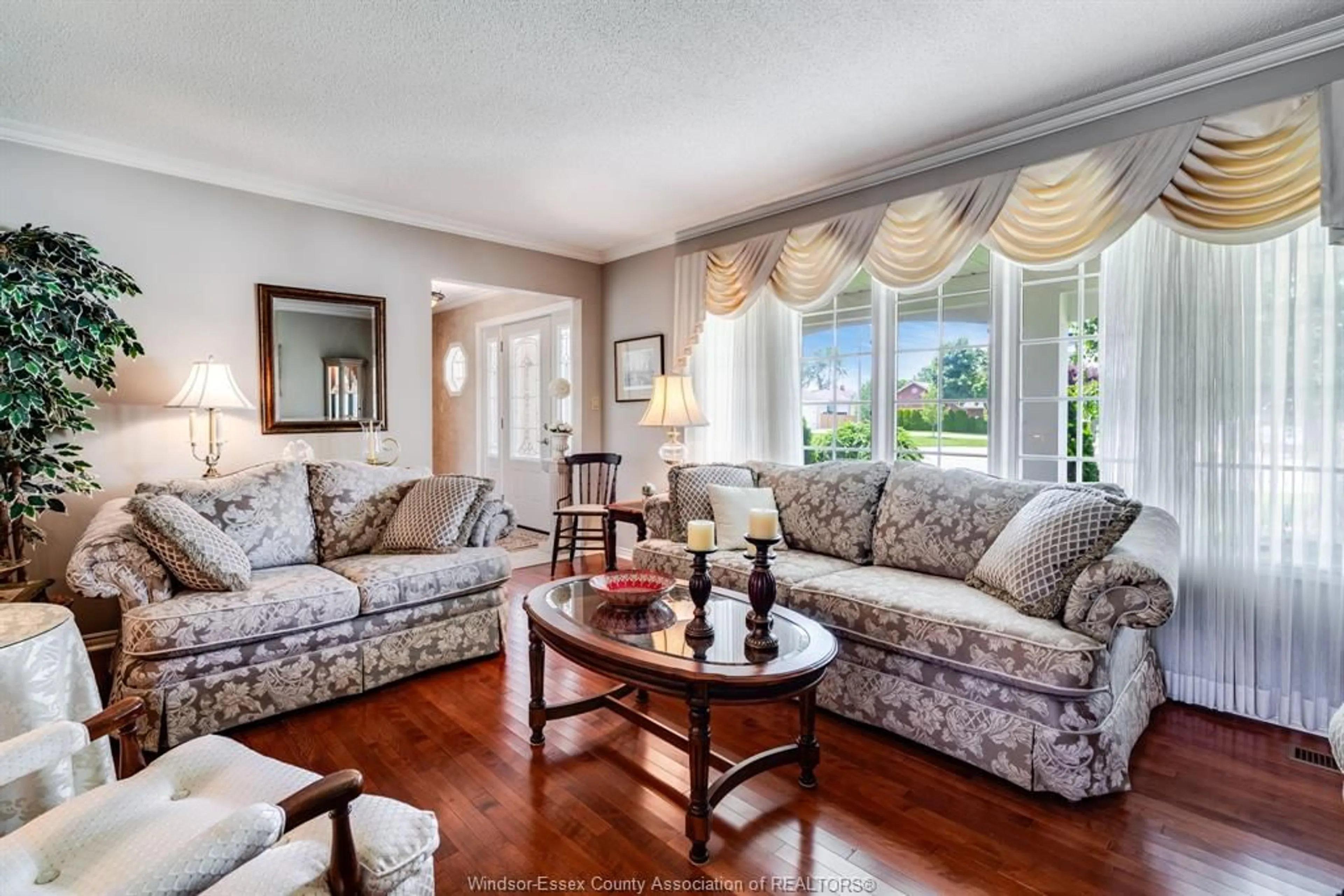 Living room with furniture, unknown for 106 MILL CREEK Cres, Kingsville Ontario N9Y 3P9