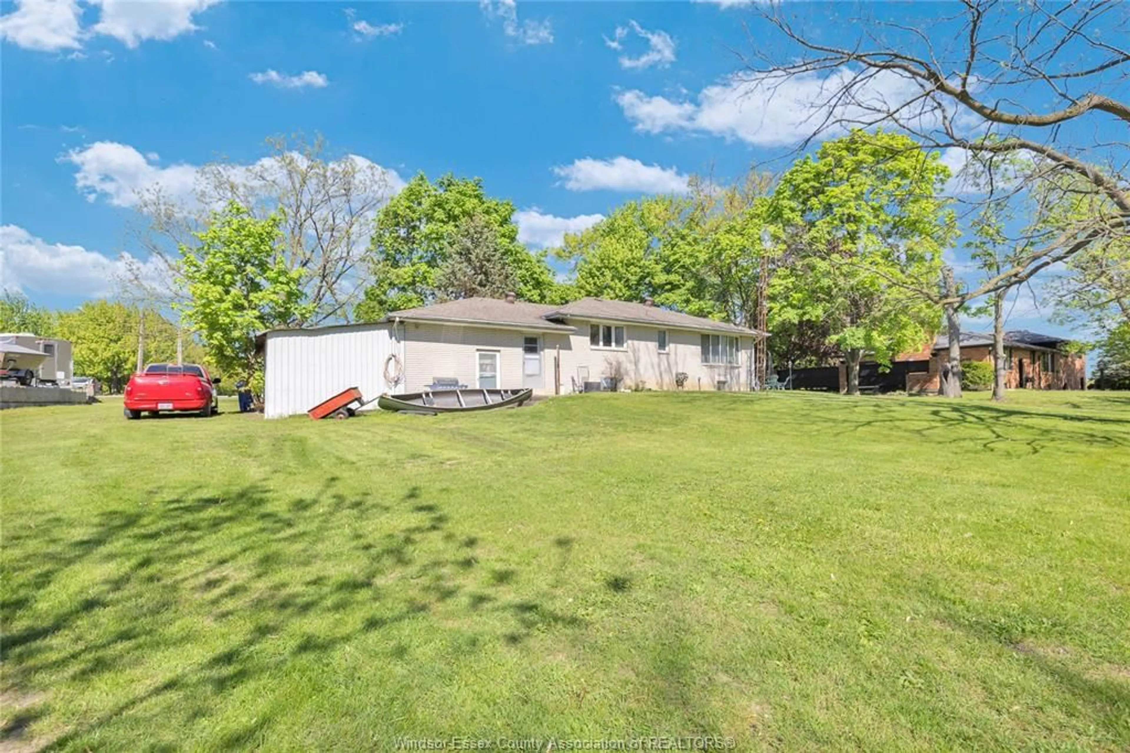 A pic from outside/outdoor area/front of a property/back of a property/a pic from drone, unknown for 302 WEST PIKE CREEK Rd, Lakeshore Ontario N8N 2L9