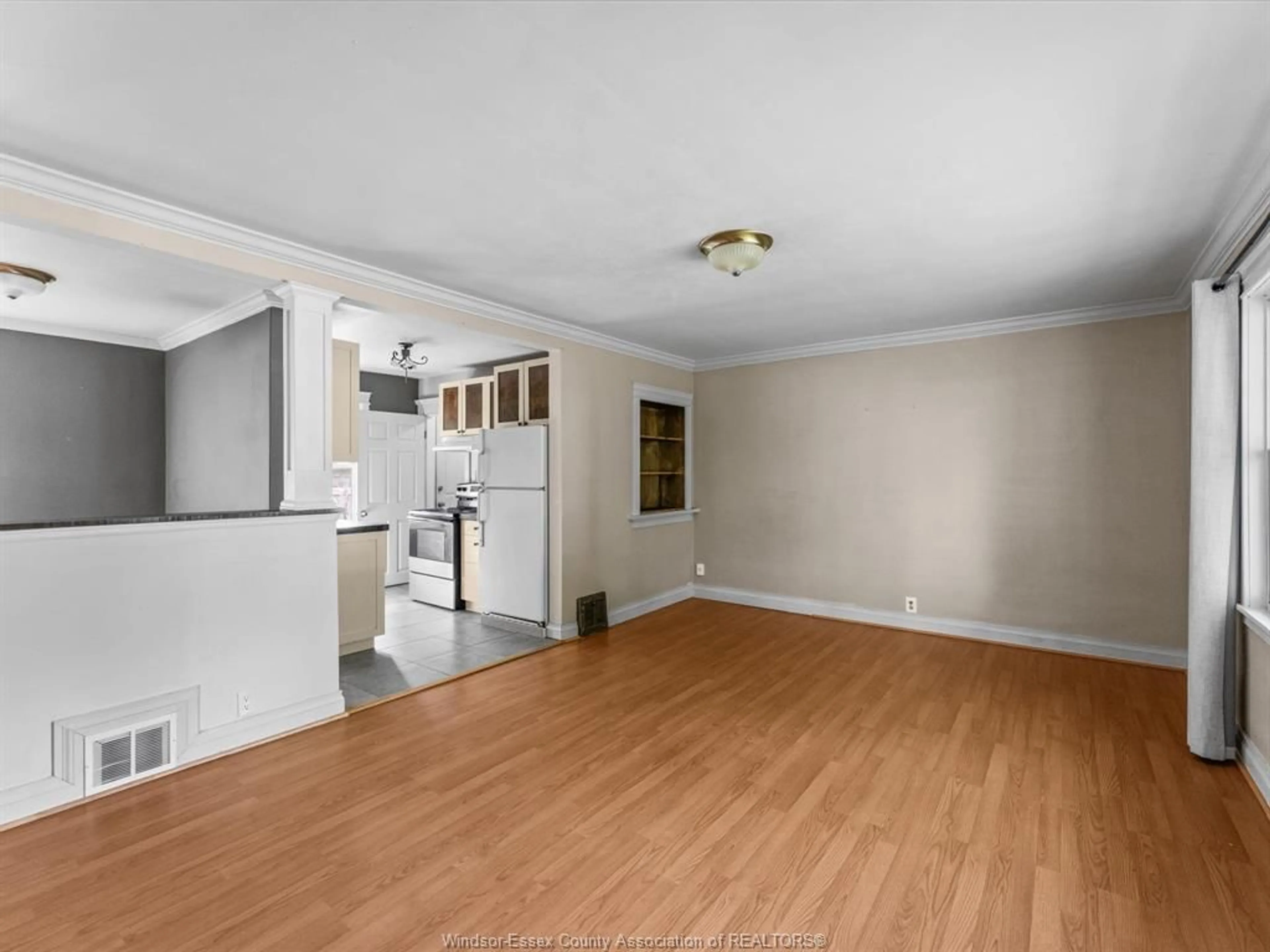 A pic of a room for 962 MERRITT, Windsor Ontario N9B 3C5