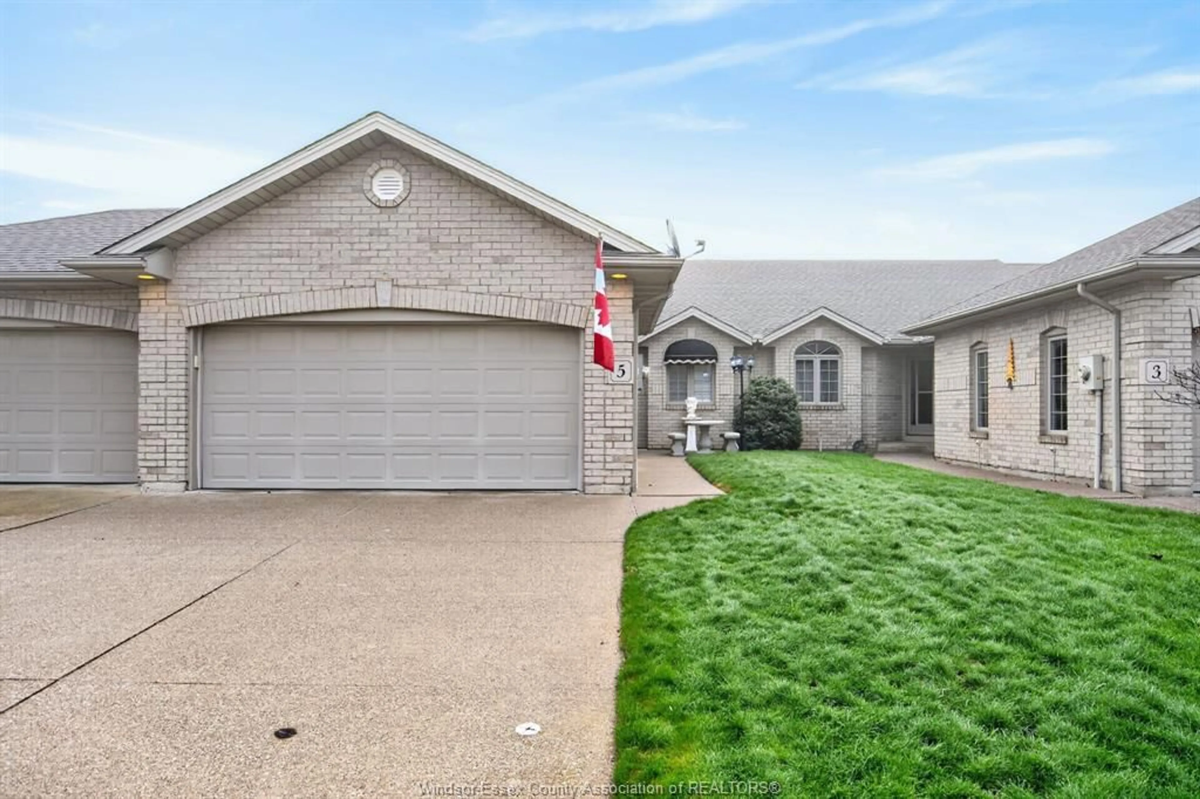 Home with brick exterior material, street for 5 Leonard Dr, Kingsville Ontario N9Y 4G4