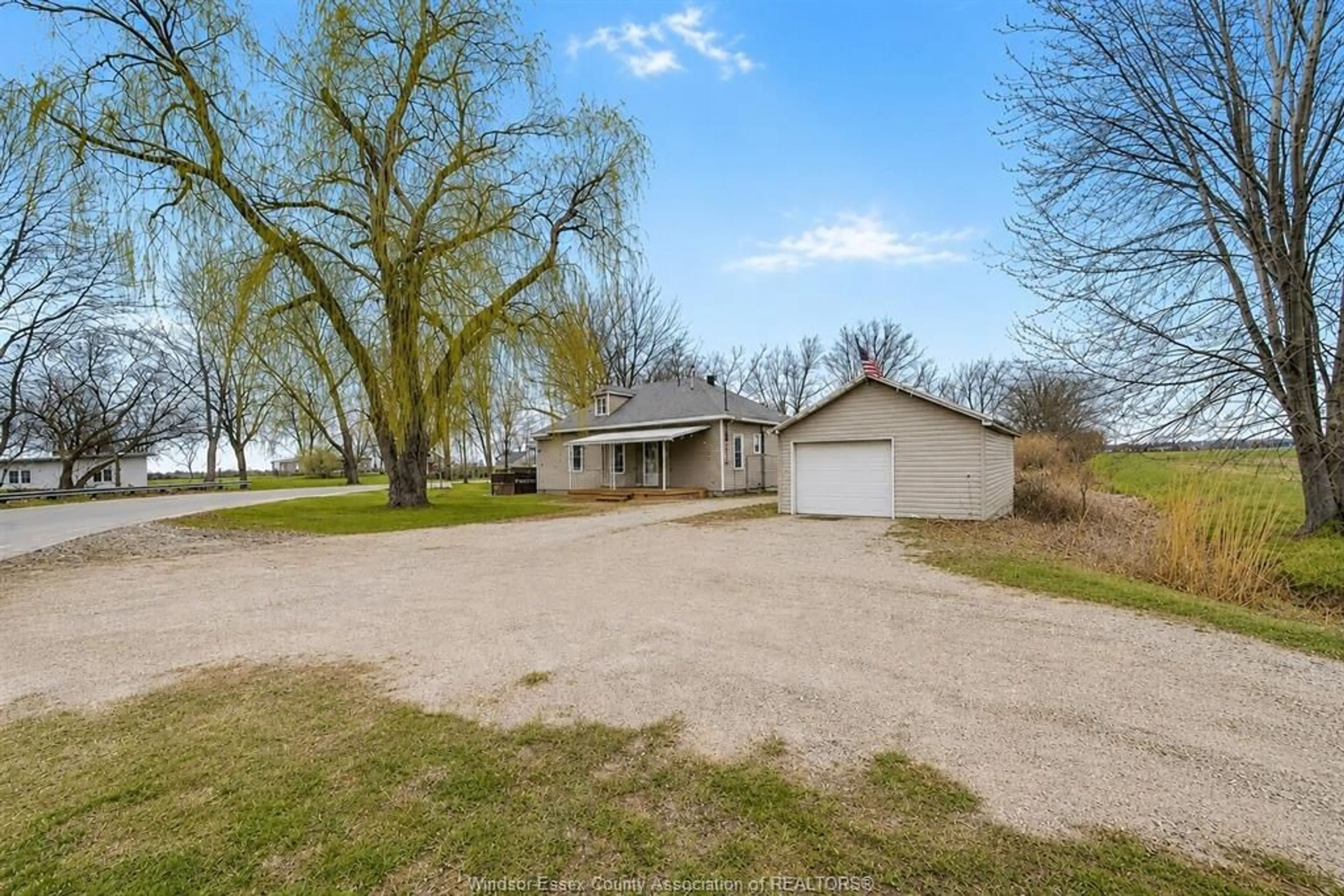 A pic from outside/outdoor area/front of a property/back of a property/a pic from drone, water/lake/river/ocean view for 820 TOWANDA Blvd, Erie Beach Ontario N0P 1A0