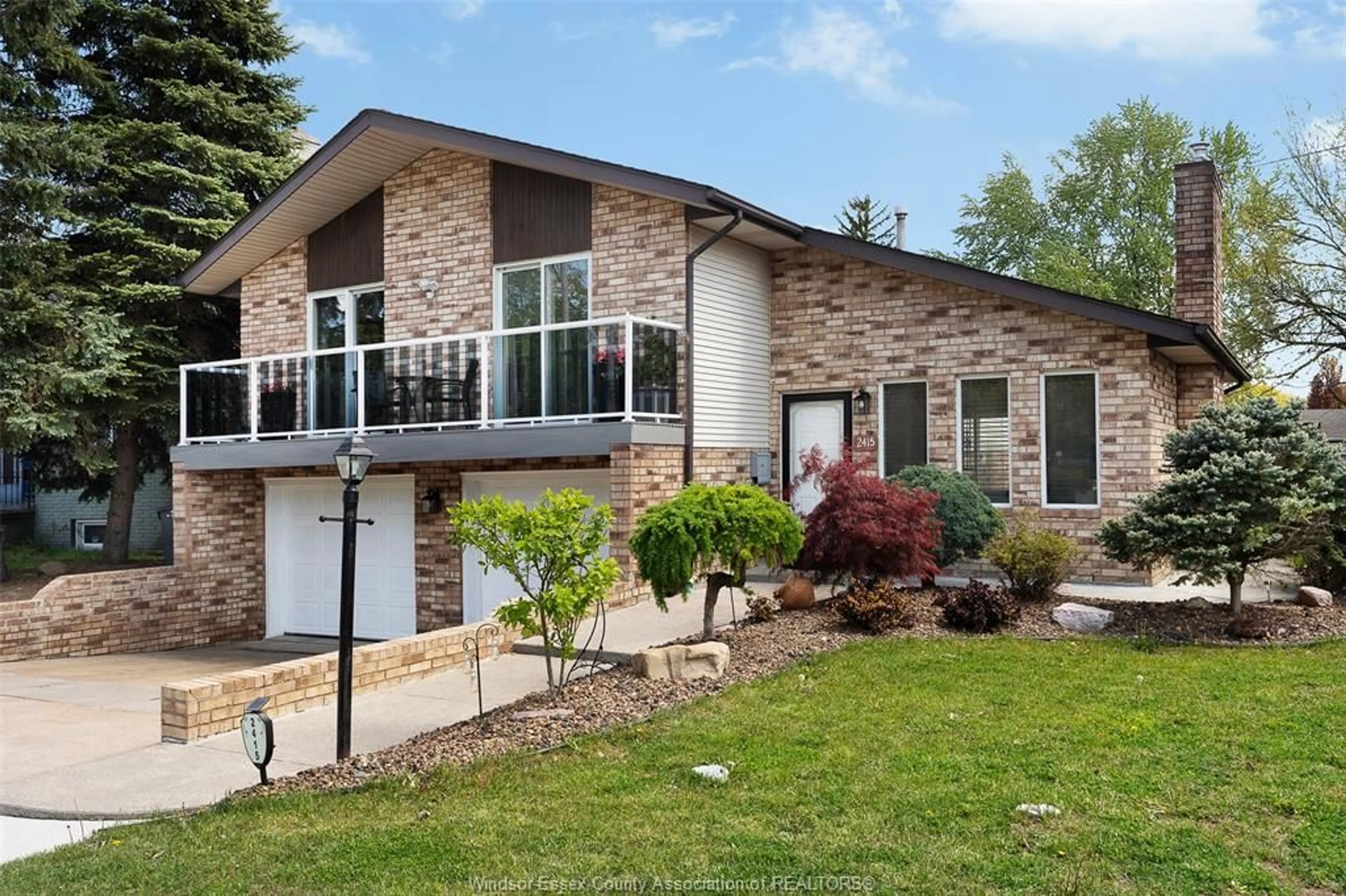 Home with brick exterior material, unknown for 2415 CABANA Rd, Windsor Ontario N9G 1E2