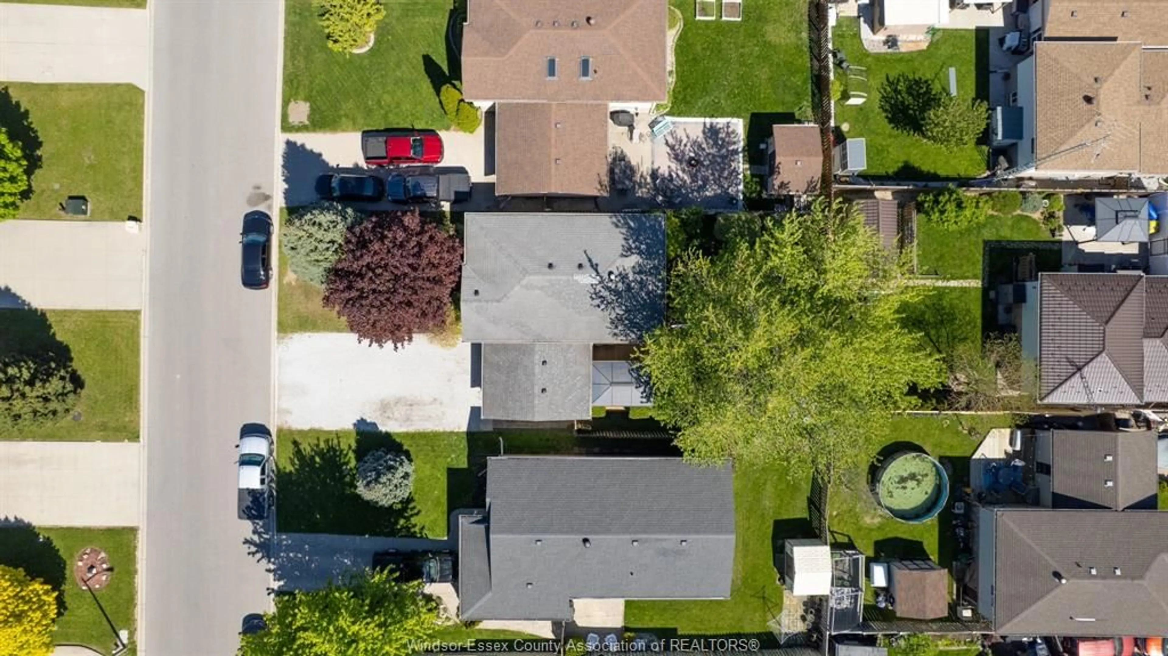 A pic from outside/outdoor area/front of a property/back of a property/a pic from drone, street for 11 AZAR Ave, Tilbury Ontario N0P 2L0