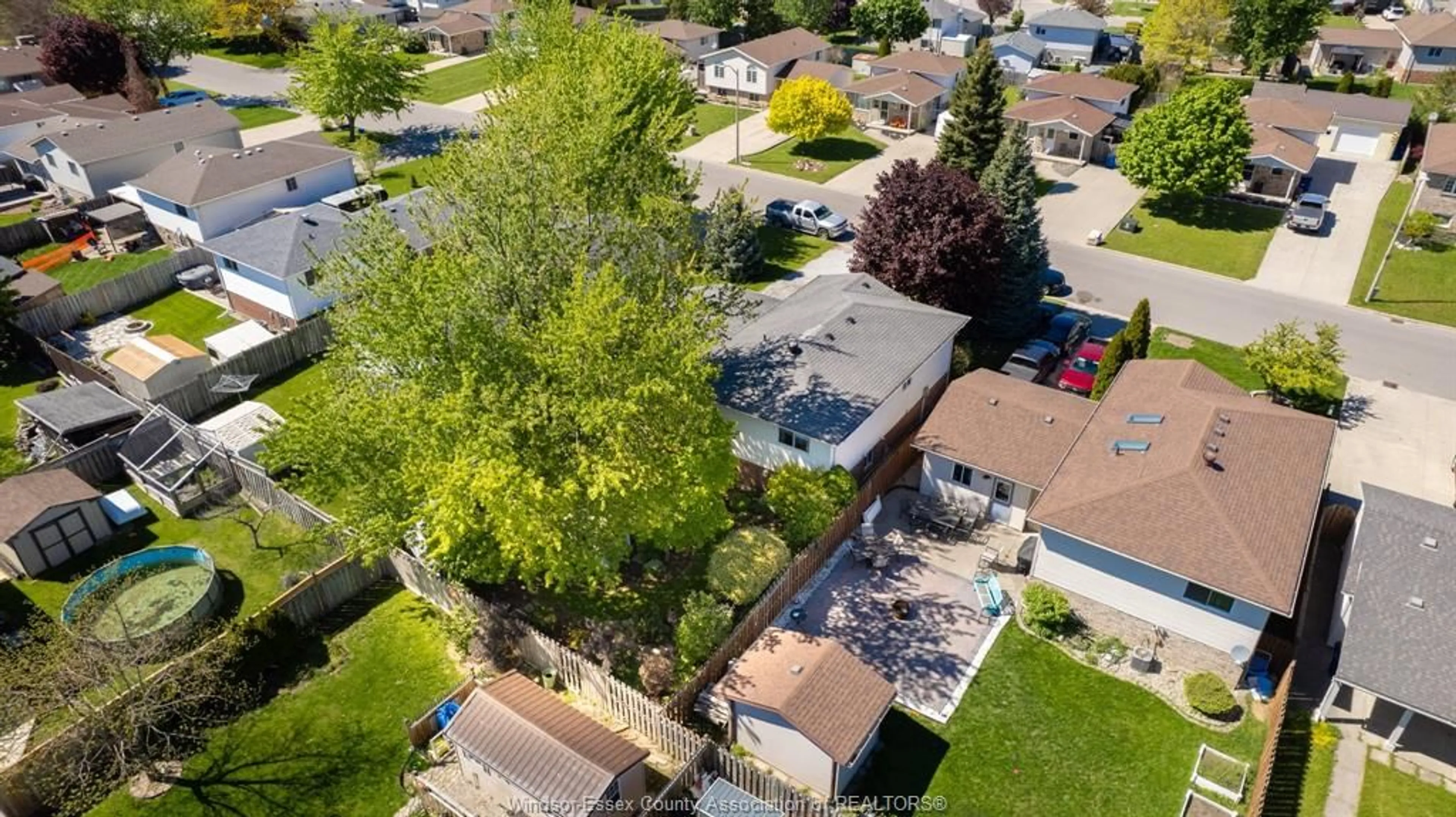 A pic from outside/outdoor area/front of a property/back of a property/a pic from drone, street for 11 AZAR Ave, Tilbury Ontario N0P 2L0
