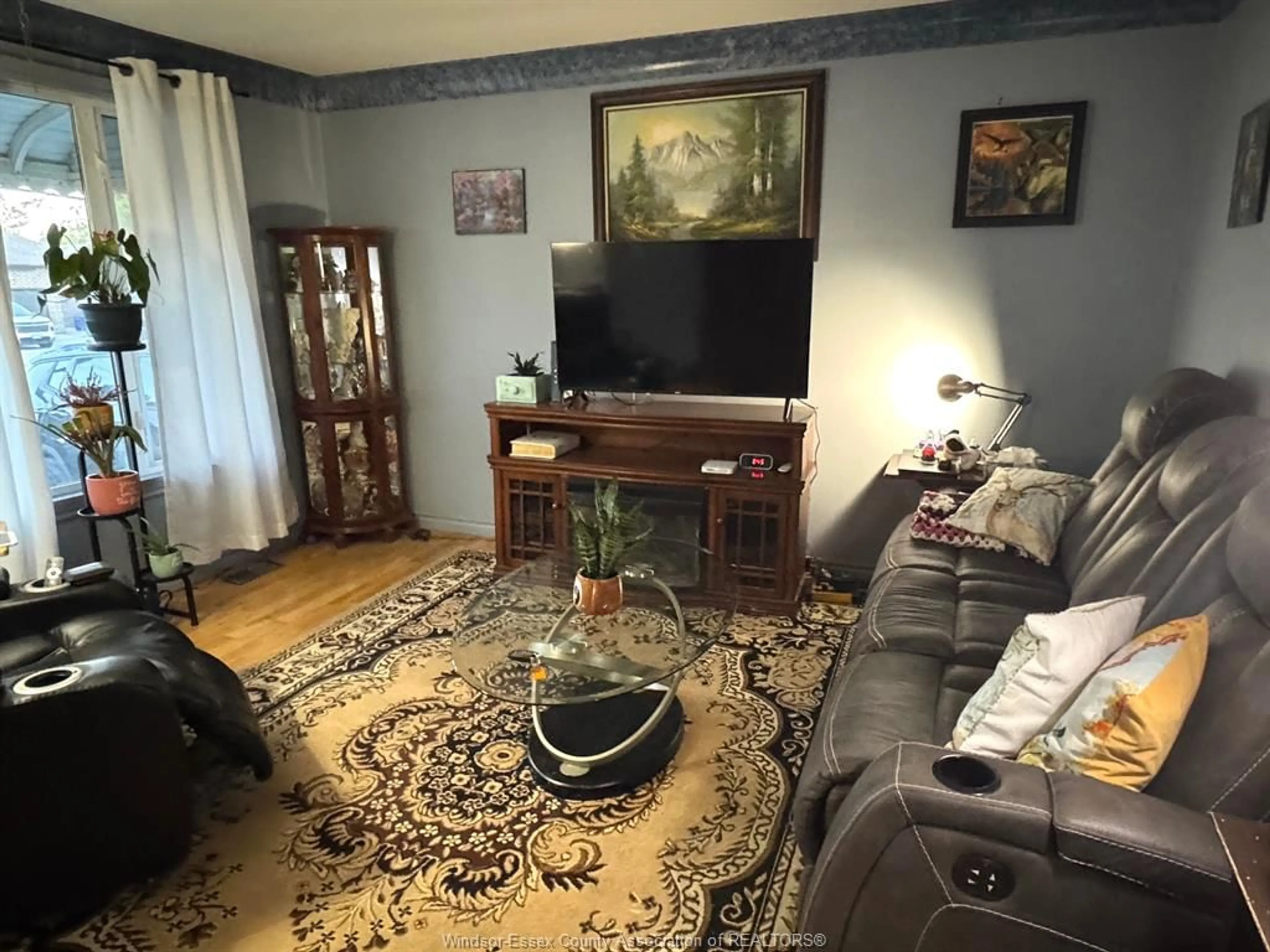 Unknown for 2527 PILLETTE Rd, Windsor Ontario N8T 1P8