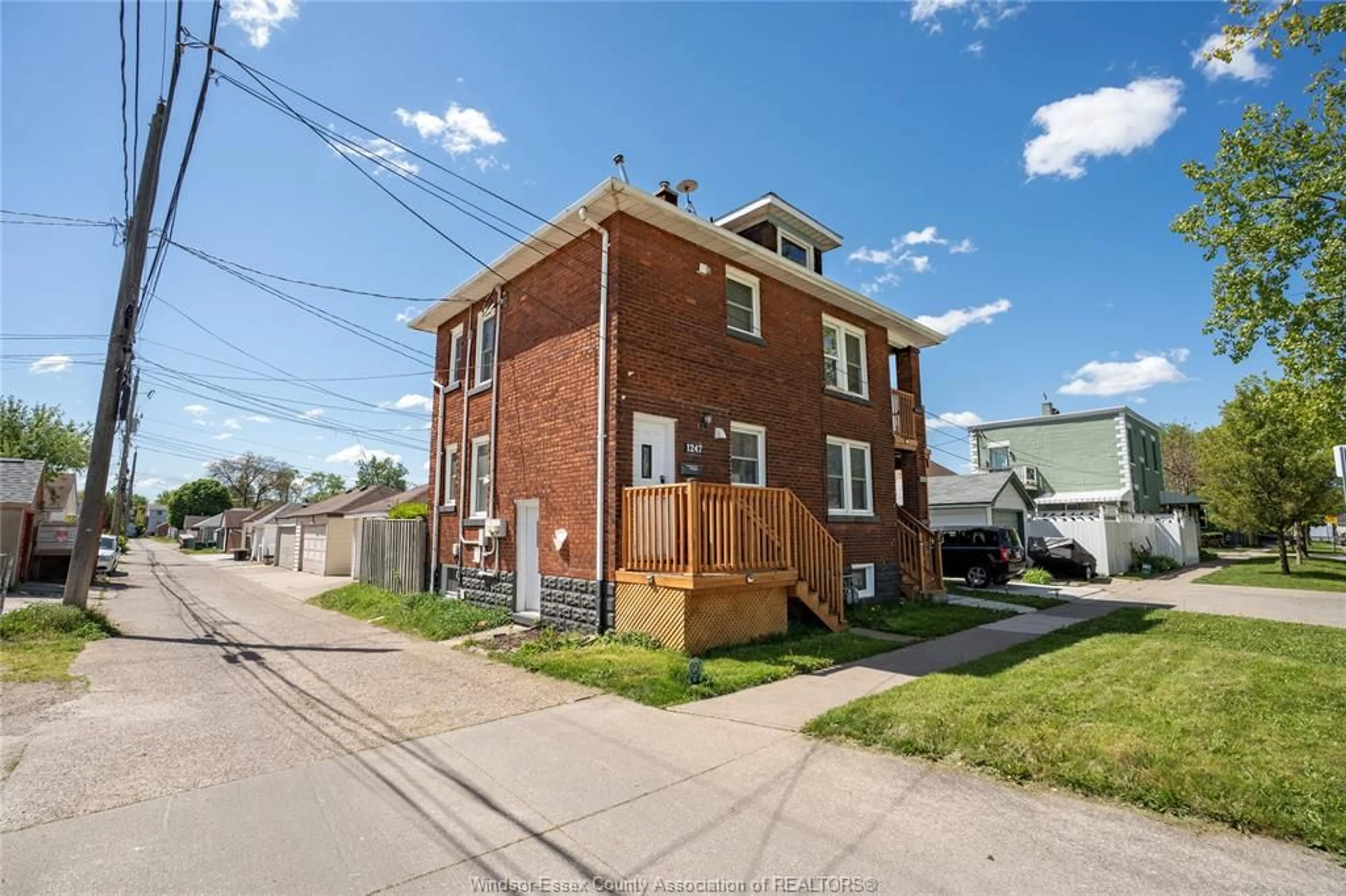 Unknown for 1239-47 RICHMOND St, Windsor Ontario N9A 4A7