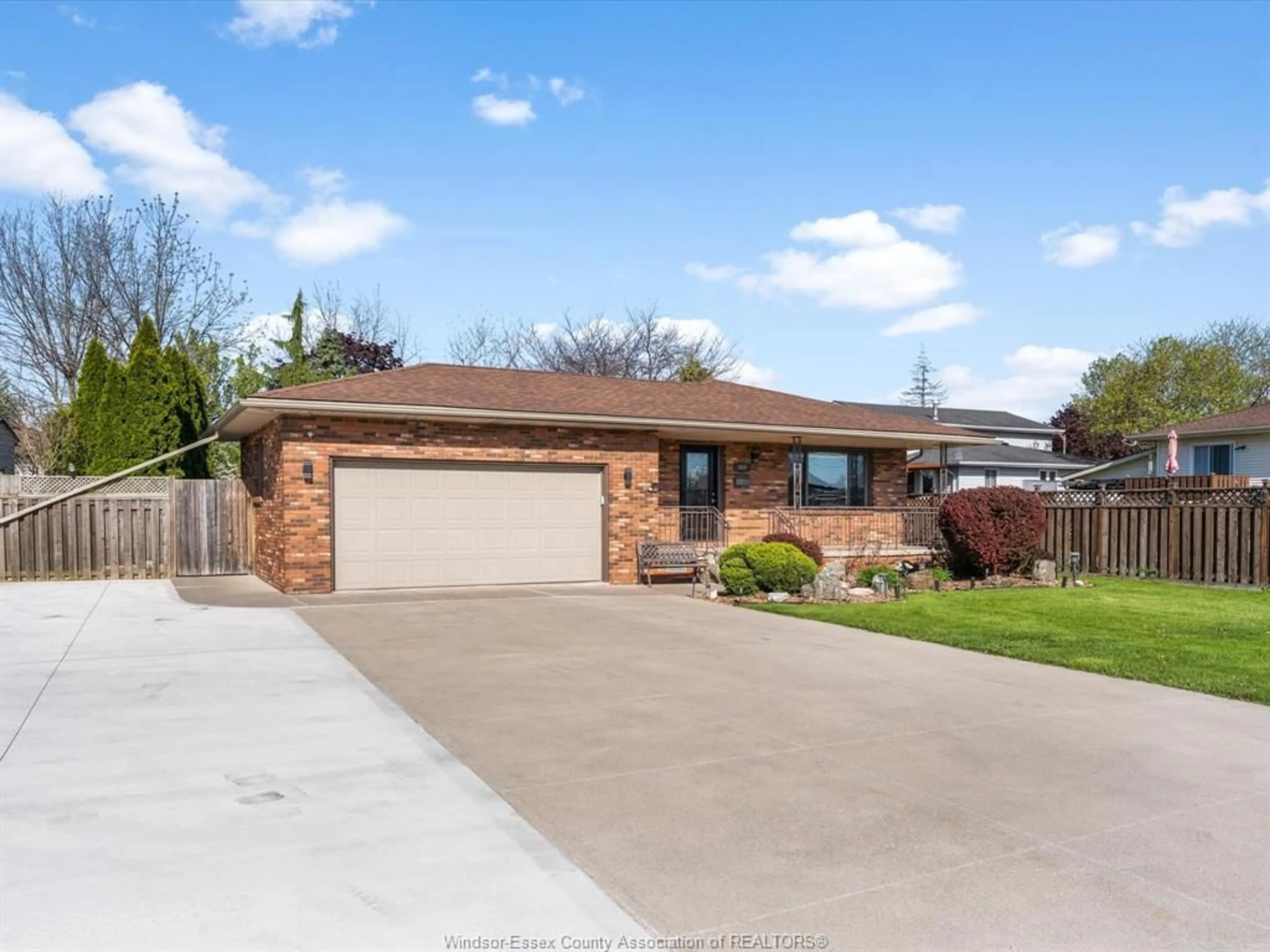 Home with brick exterior material, street for 669 Lesperance Rd, Tecumseh Ontario N8N 3Y8