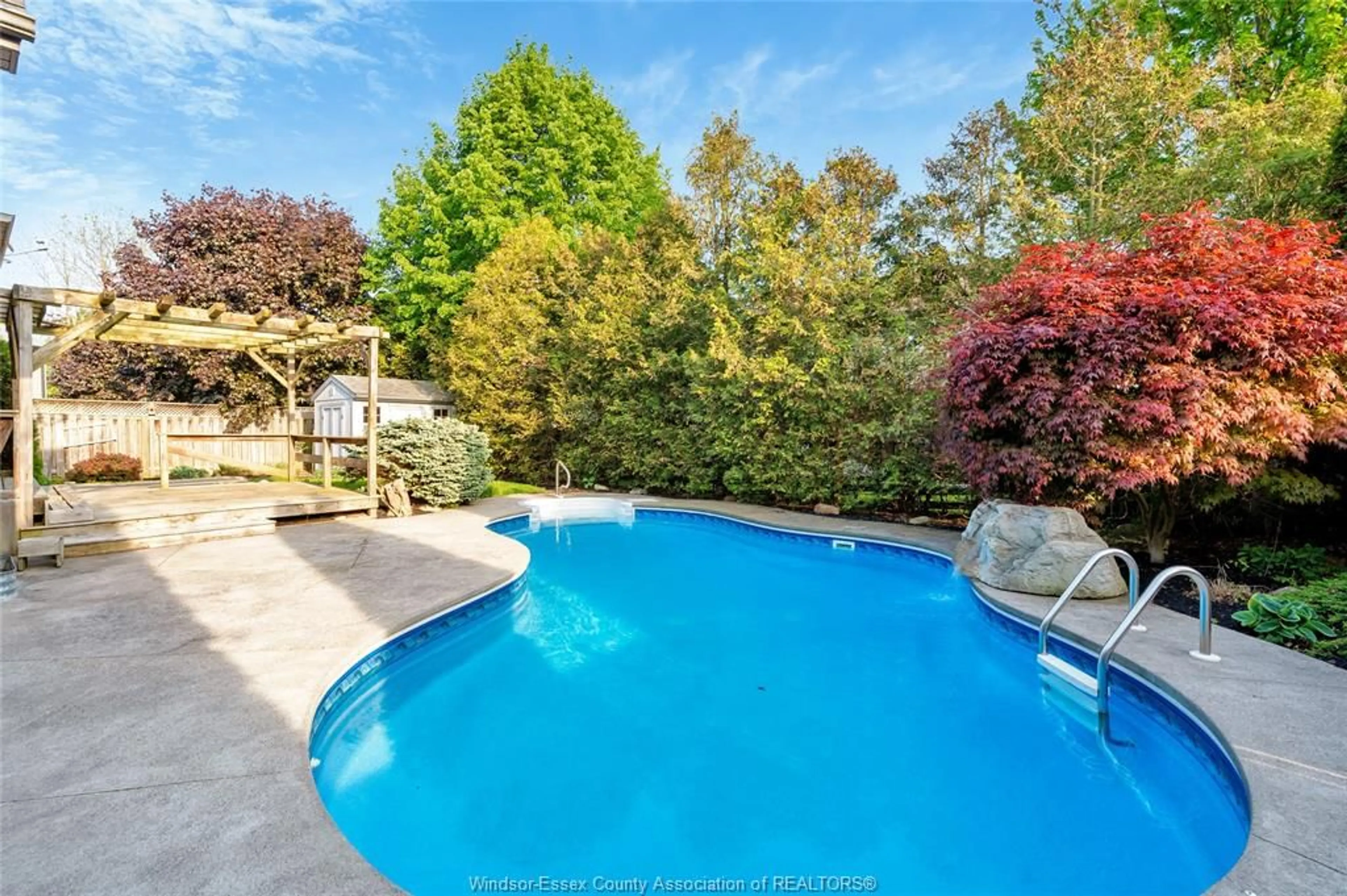 Pool for 9 Creekview Crt, Kingsville Ontario N9Y 4E5