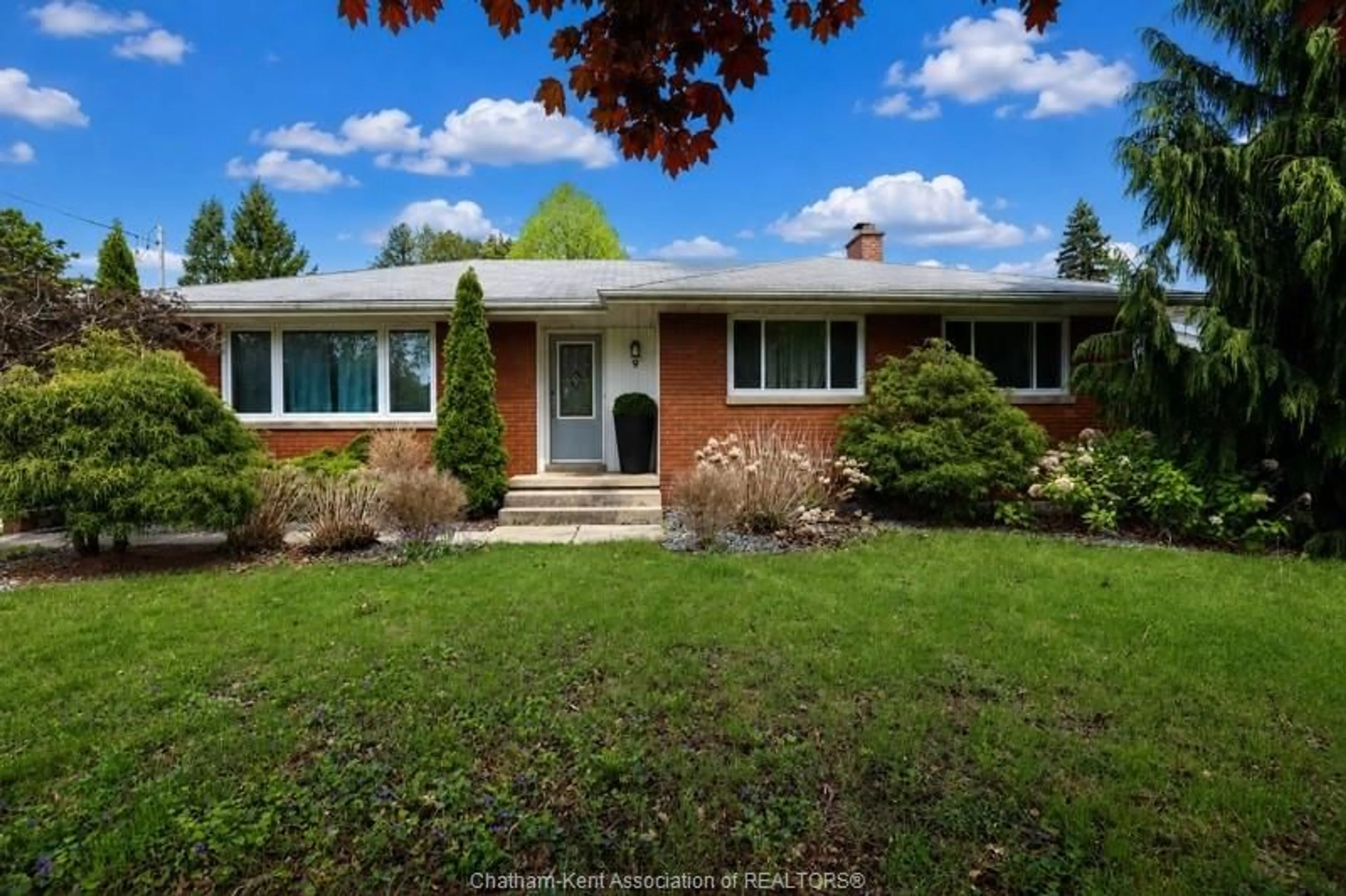Home with brick exterior material, street for 9 Owen Ave, Chatham Ontario N7L 3W8