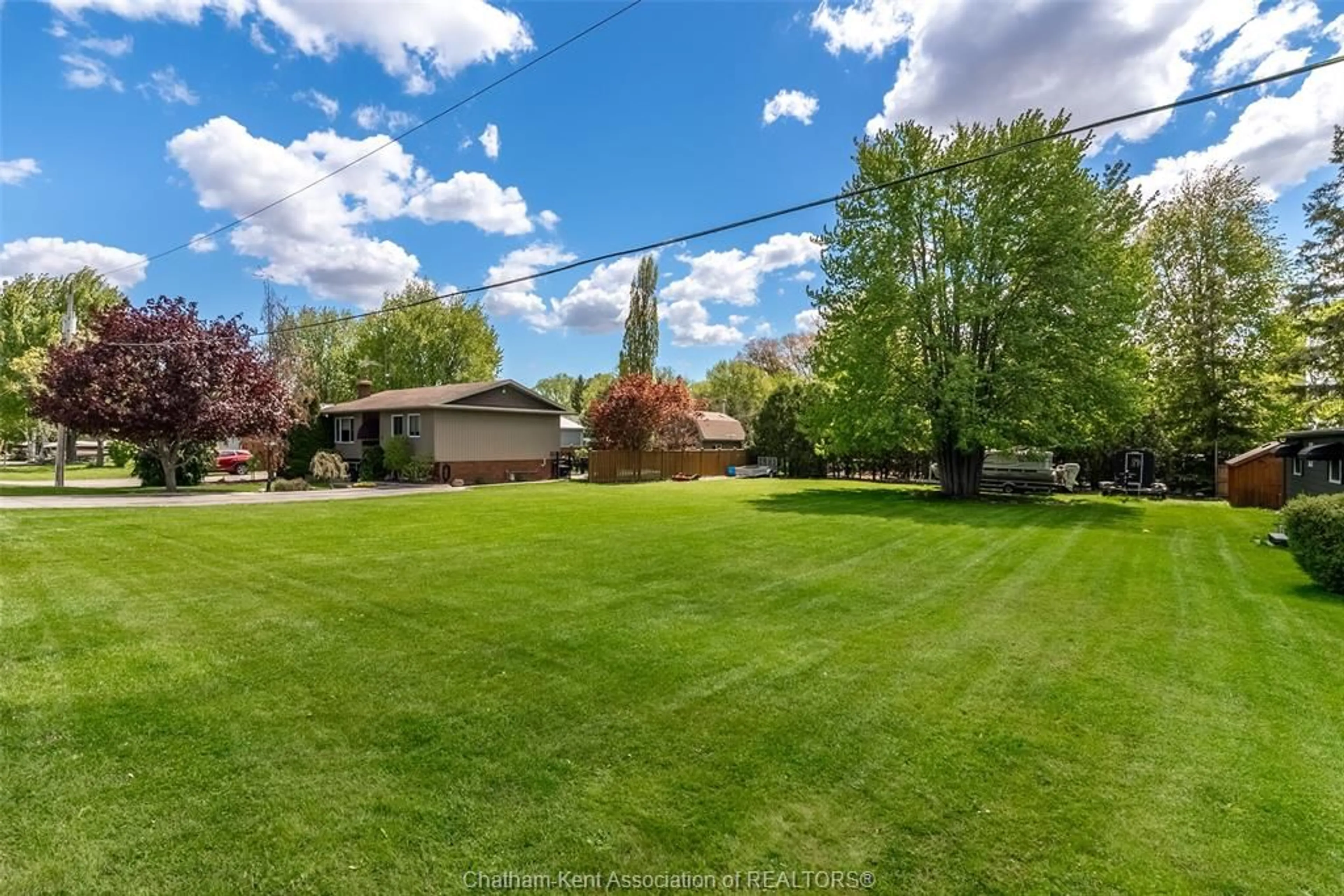 A pic from outside/outdoor area/front of a property/back of a property/a pic from drone, water/lake/river/ocean view for 7 Taylor St, Mitchell's Bay Ontario N0P 1L0