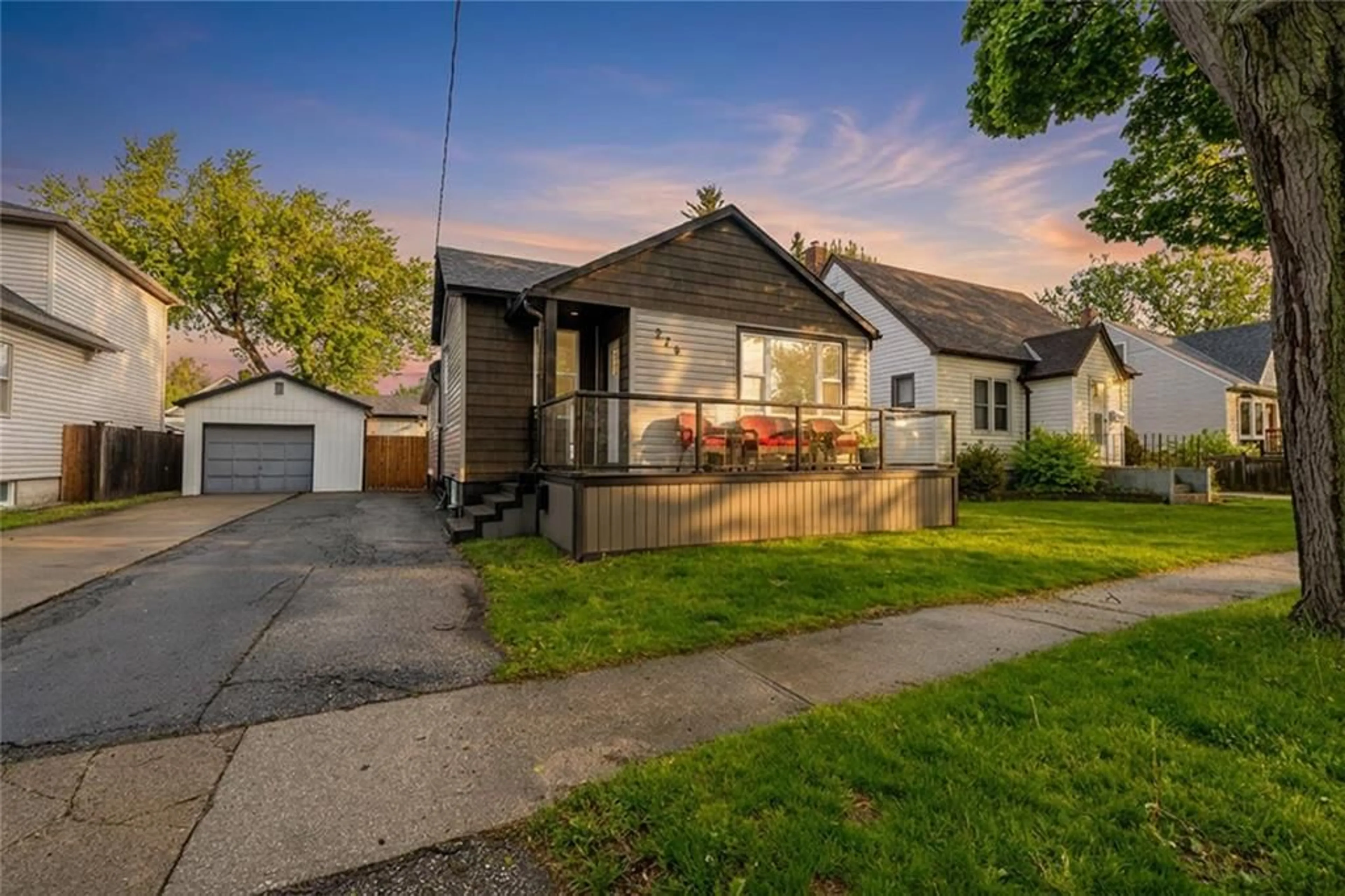 Unknown for 278 Bright St, Sarnia Ontario N7T 4G1