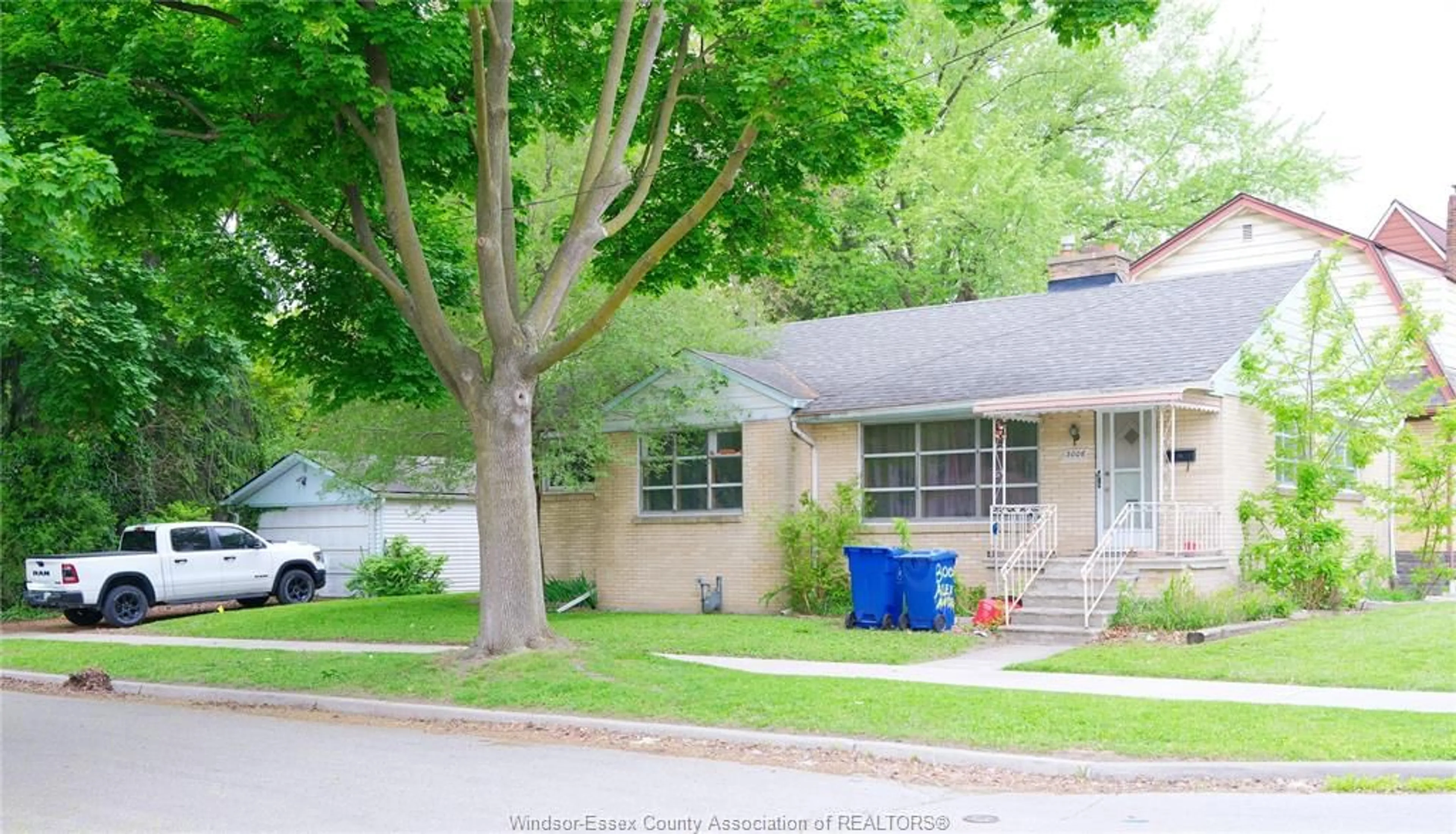 Unknown for 3006 Alexander Ave, Windsor Ontario N9C 1G5