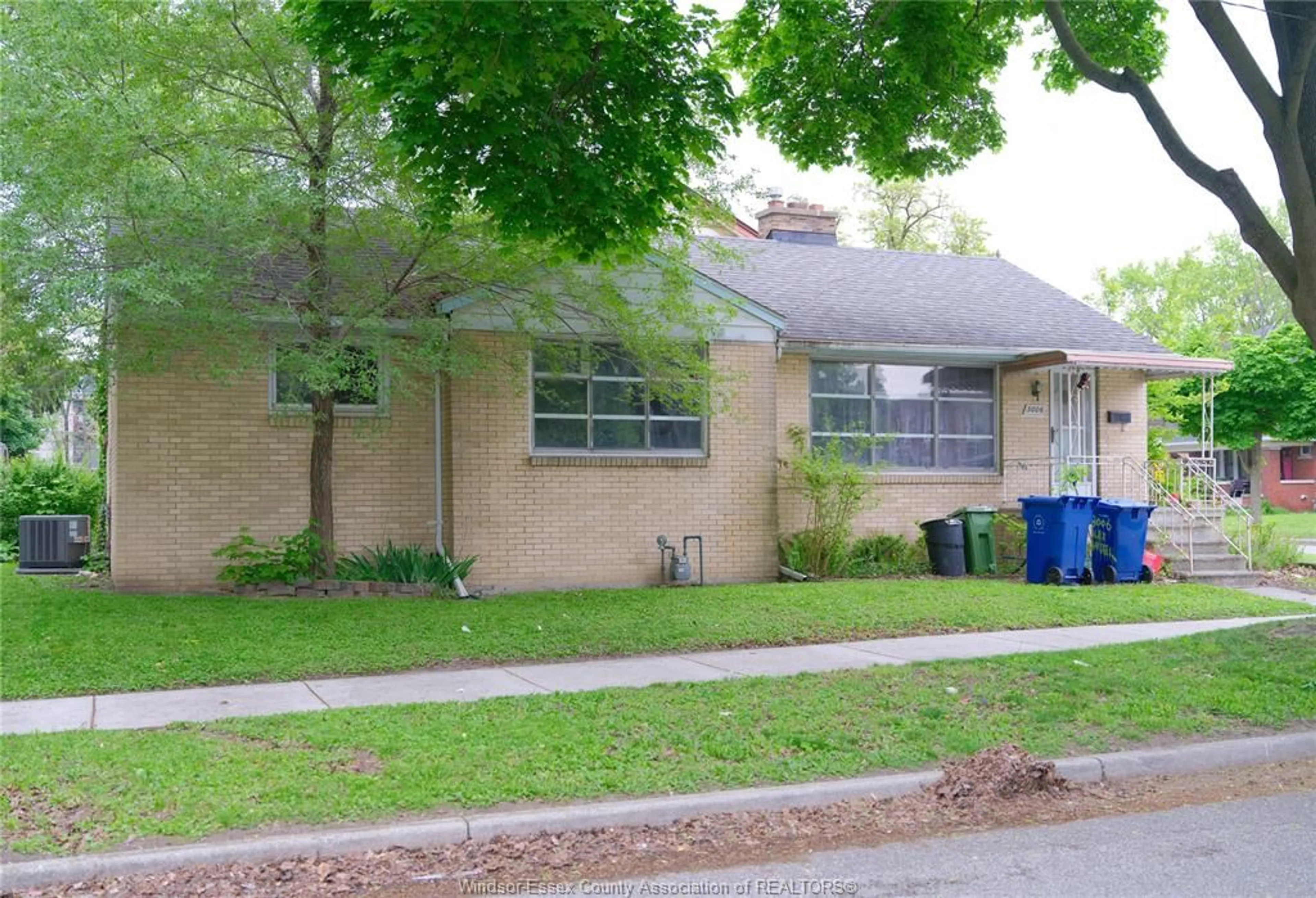 Unknown for 3006 Alexander Ave, Windsor Ontario N9C 1G5
