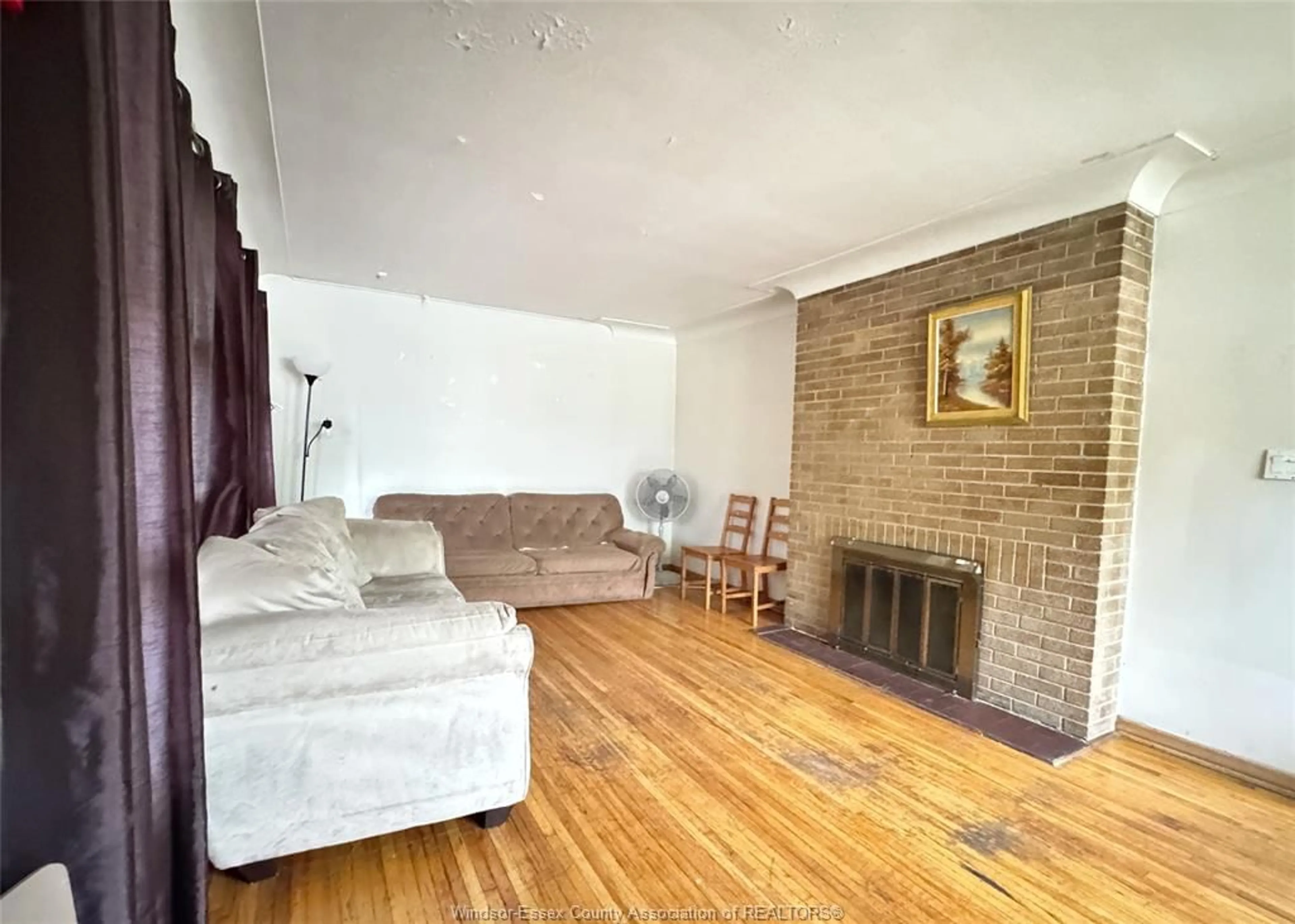 Living room with furniture, unknown for 3006 Alexander Ave, Windsor Ontario N9C 1G5