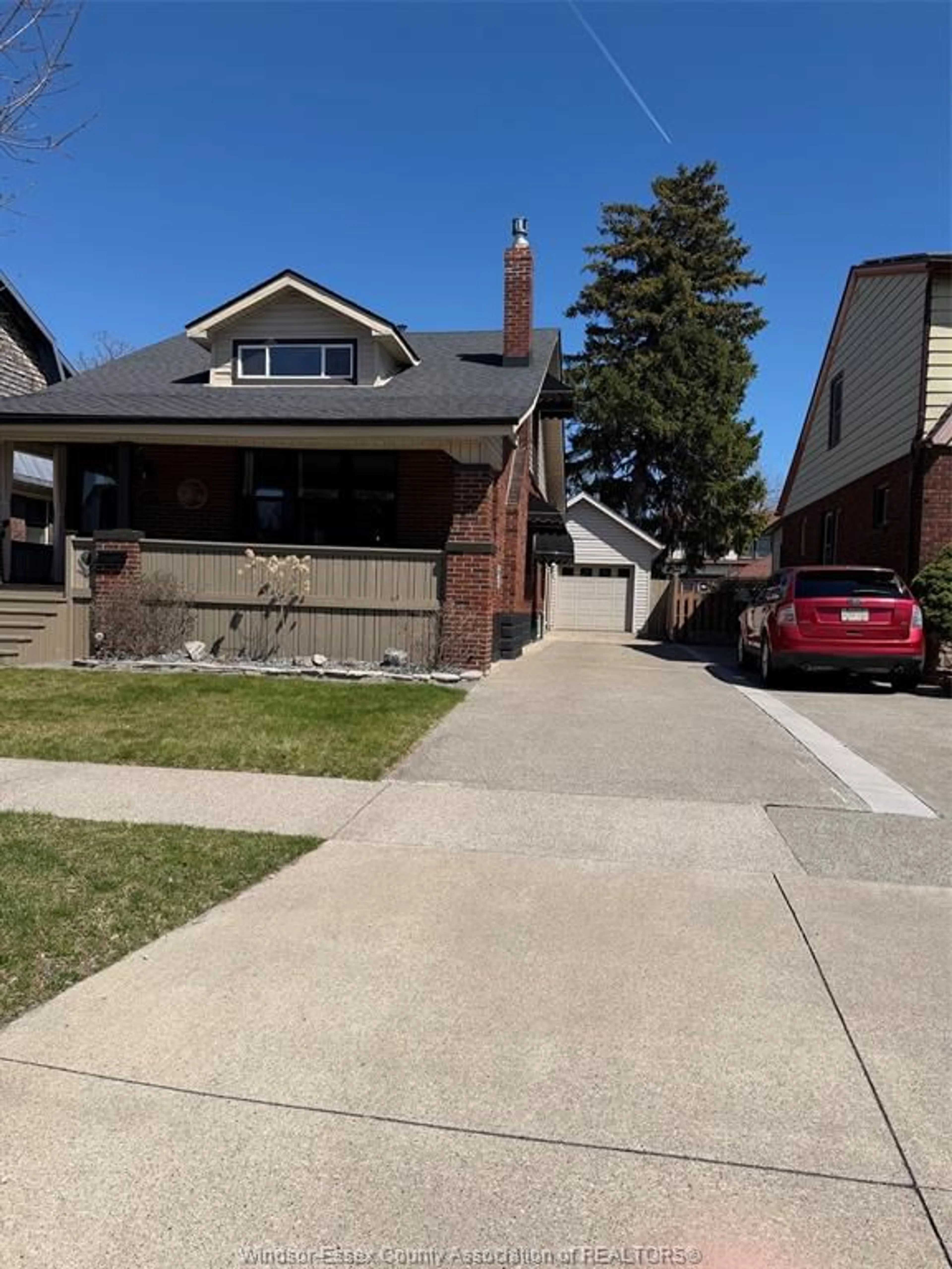 Home with brick exterior material, street for 2150 LINCOLN Rd, Windsor Ontario N8W 2R1