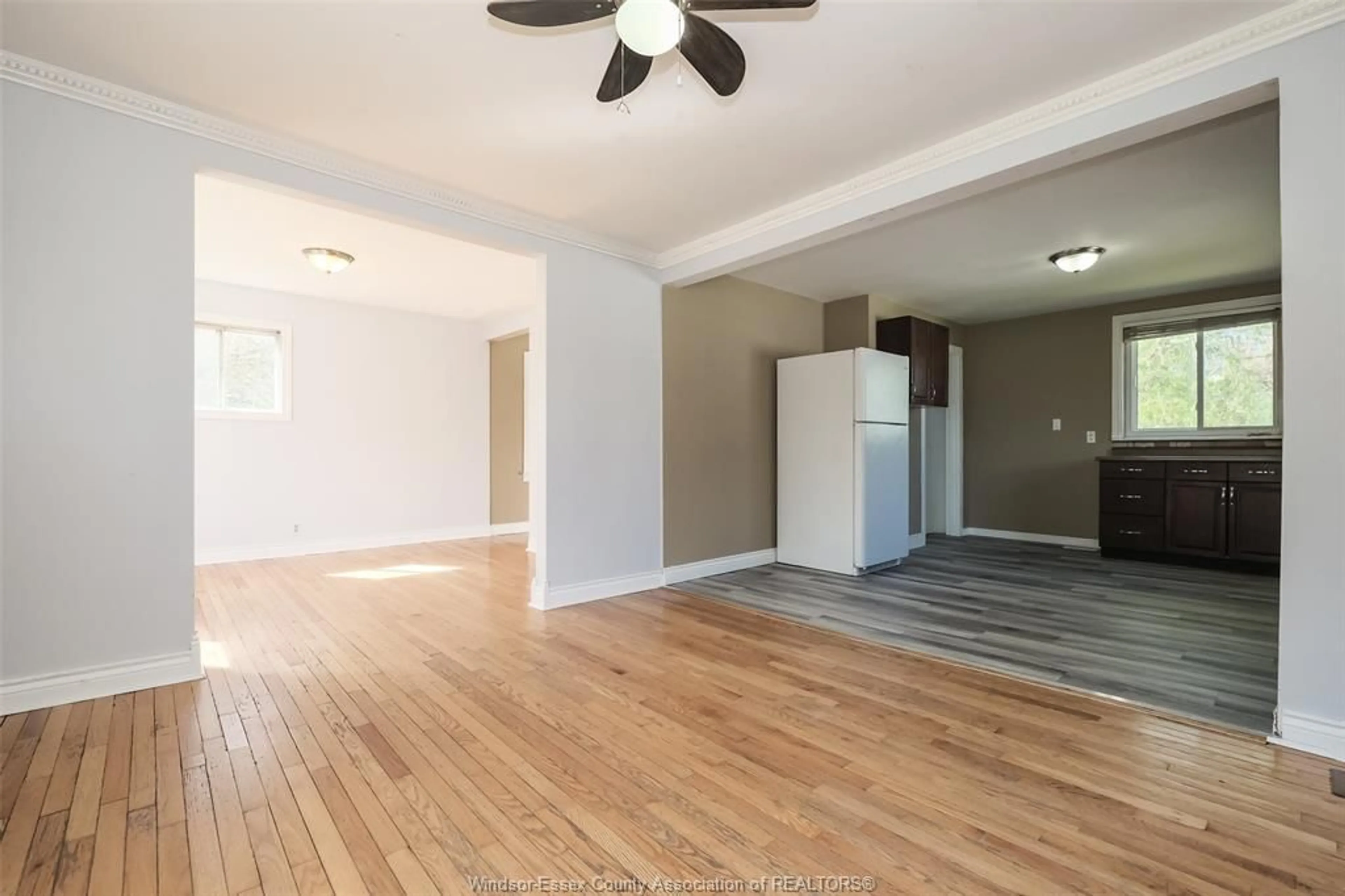 A pic of a room for 1040 POPE St, LaSalle Ontario N9J 3E4