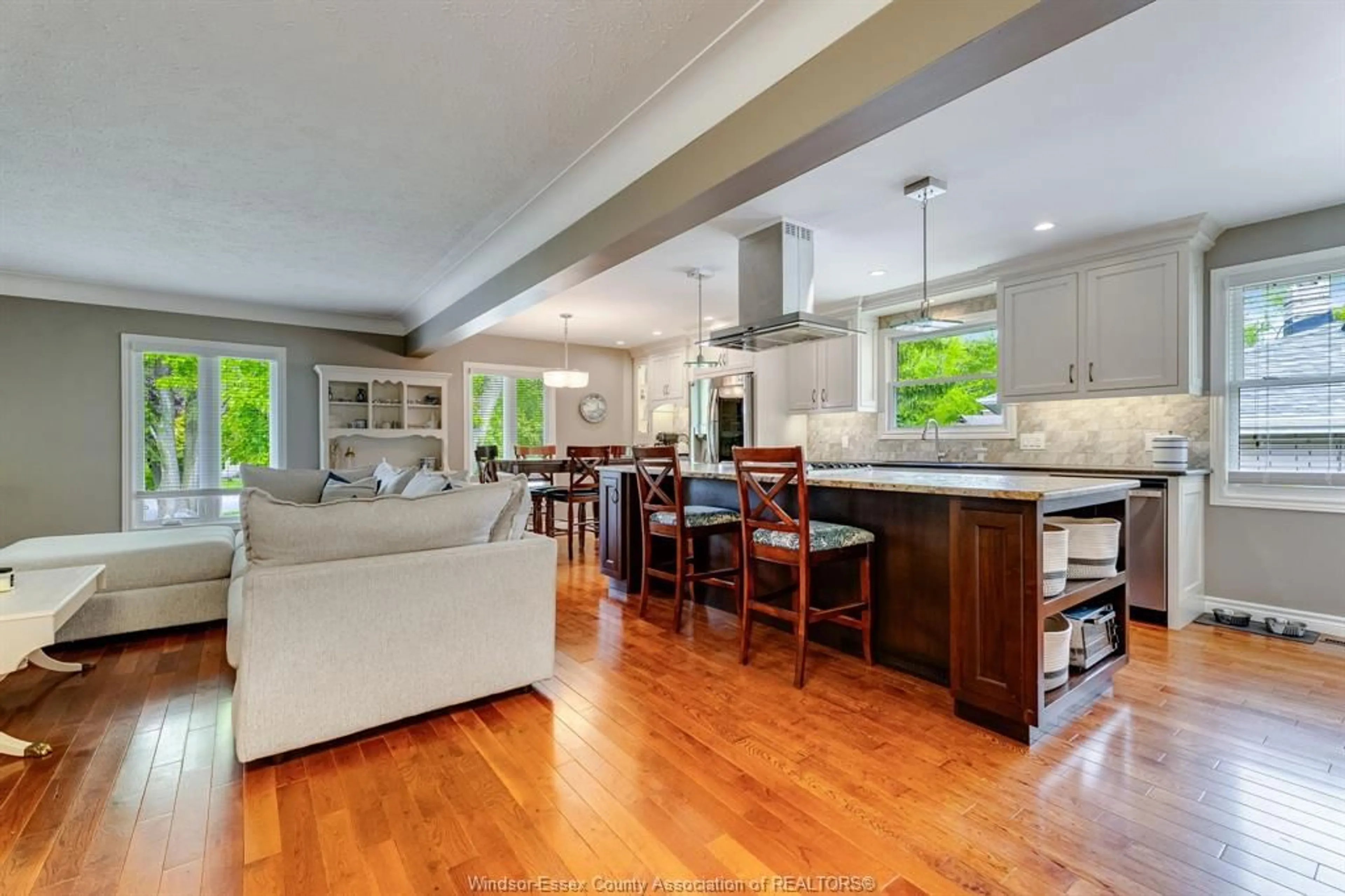Open concept kitchen, unknown for 110 McCallum Dr, Kingsville Ontario N9Y 1G7