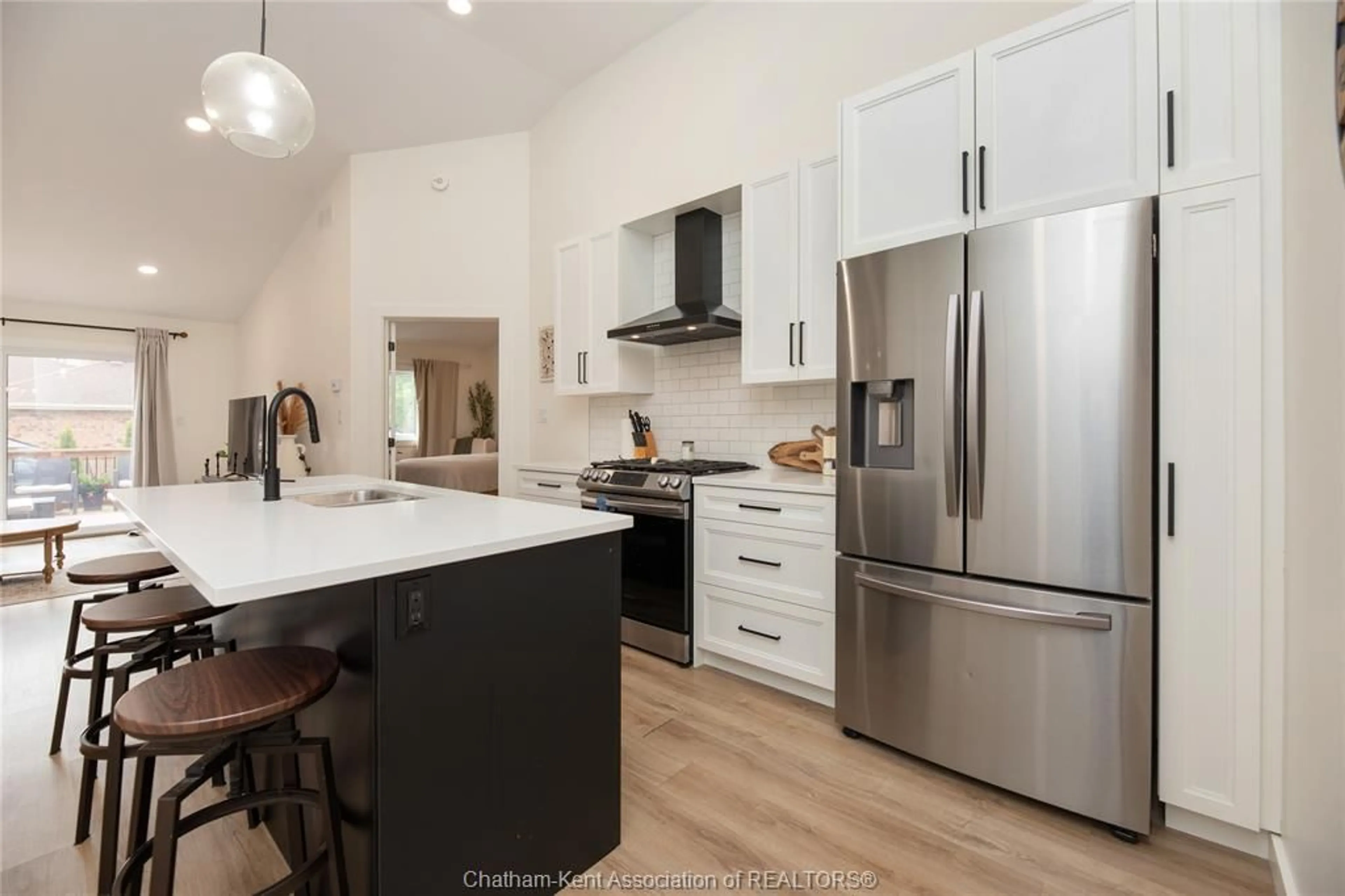 Open concept kitchen, unknown for 14 Clara Cres, Chatham Ontario N7M 0R8
