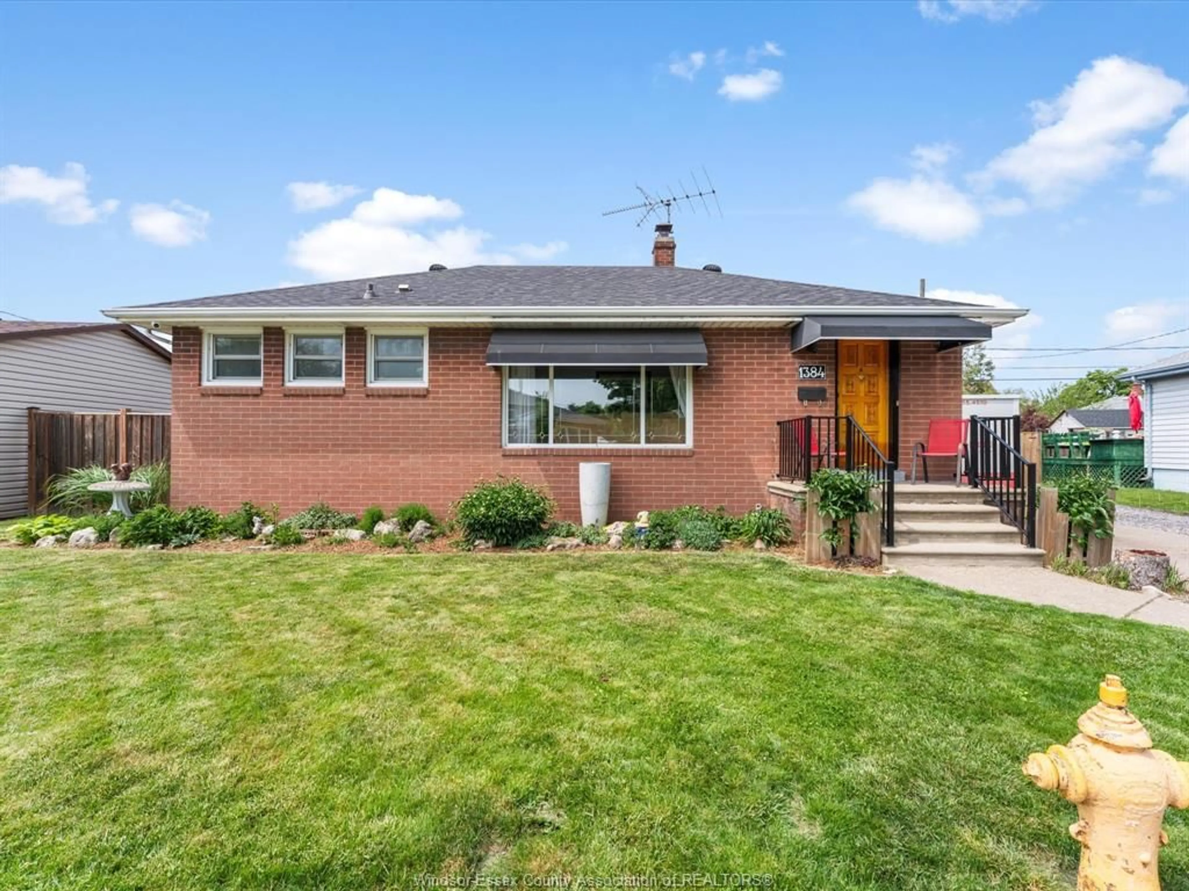 Home with brick exterior material, street for 1384 GRANVILLE Cres, Windsor Ontario N9C 3N8